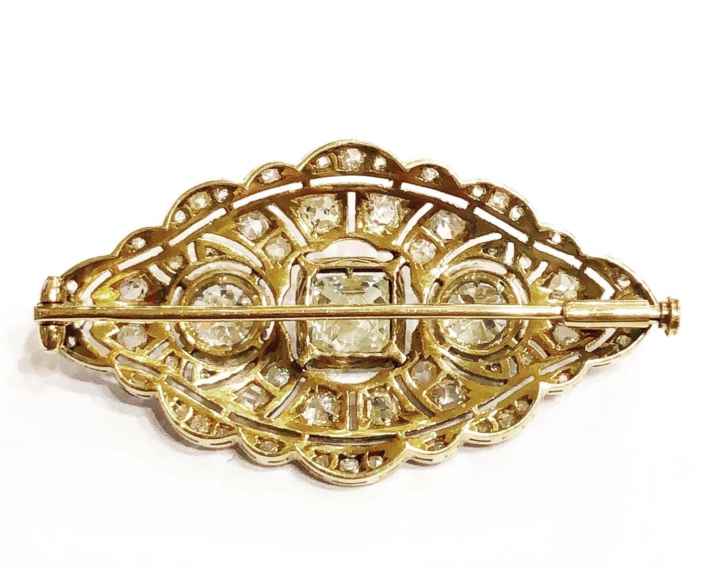 Old European Cut 1900s Oval Diamond Filigree Platinum Yellow Gold Brooch