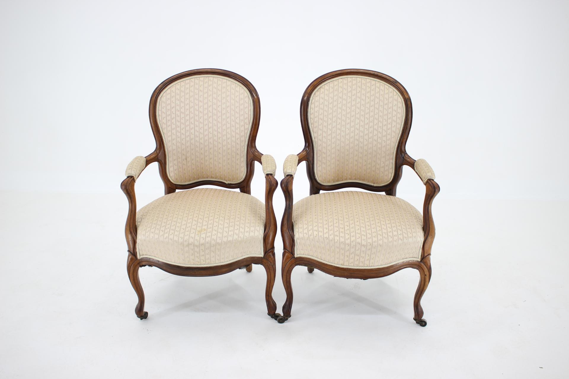 Early 20th Century 1900s Pair of Original Danish Rococo Chairs For Sale