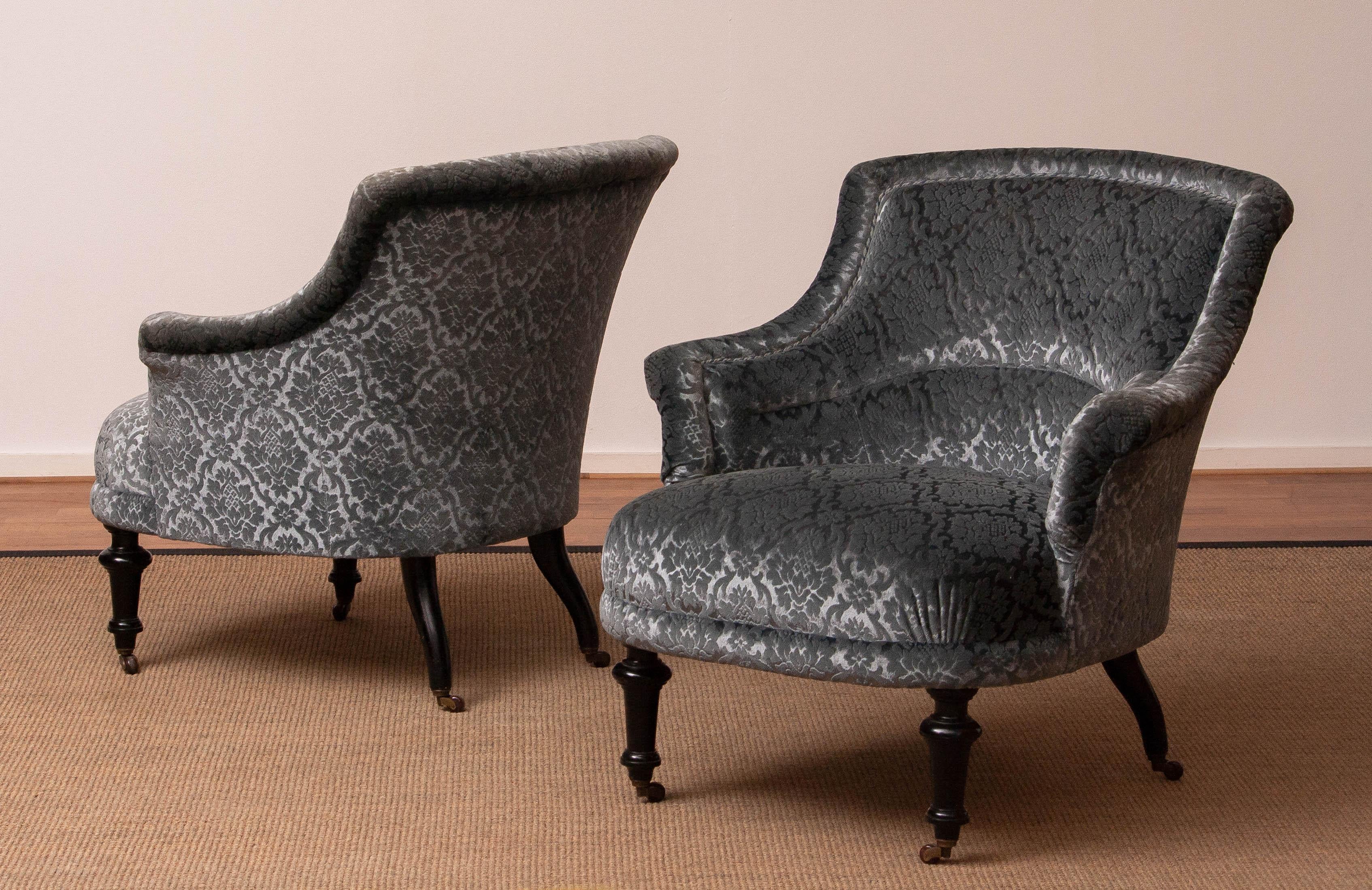1900s, Pair of Velvet Jacquard French Napoleon III Arm Club Chair In Good Condition In Silvolde, Gelderland