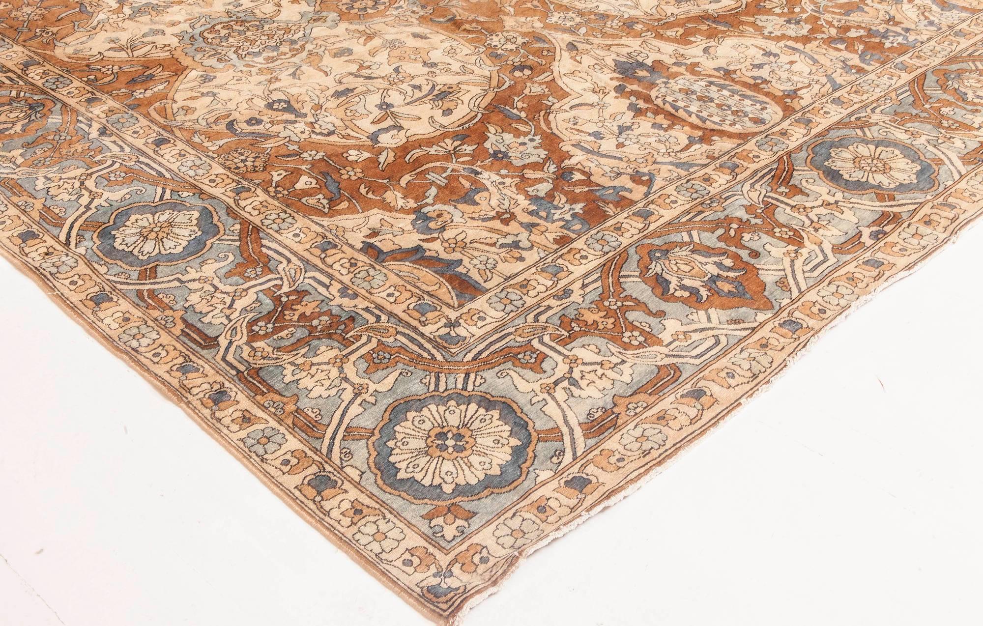 Doris Leslie Blau 1900er Persischer Kirman Handgefertigter Wollteppich im Angebot 2