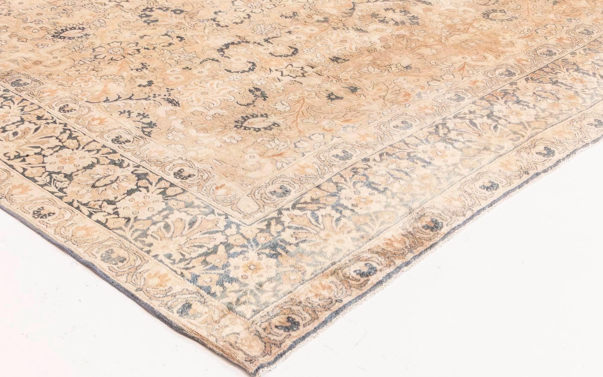 Doris Leslie Blau 1900er Persischer Kirman Handgewebter Wollteppich aus Wolle im Angebot 2