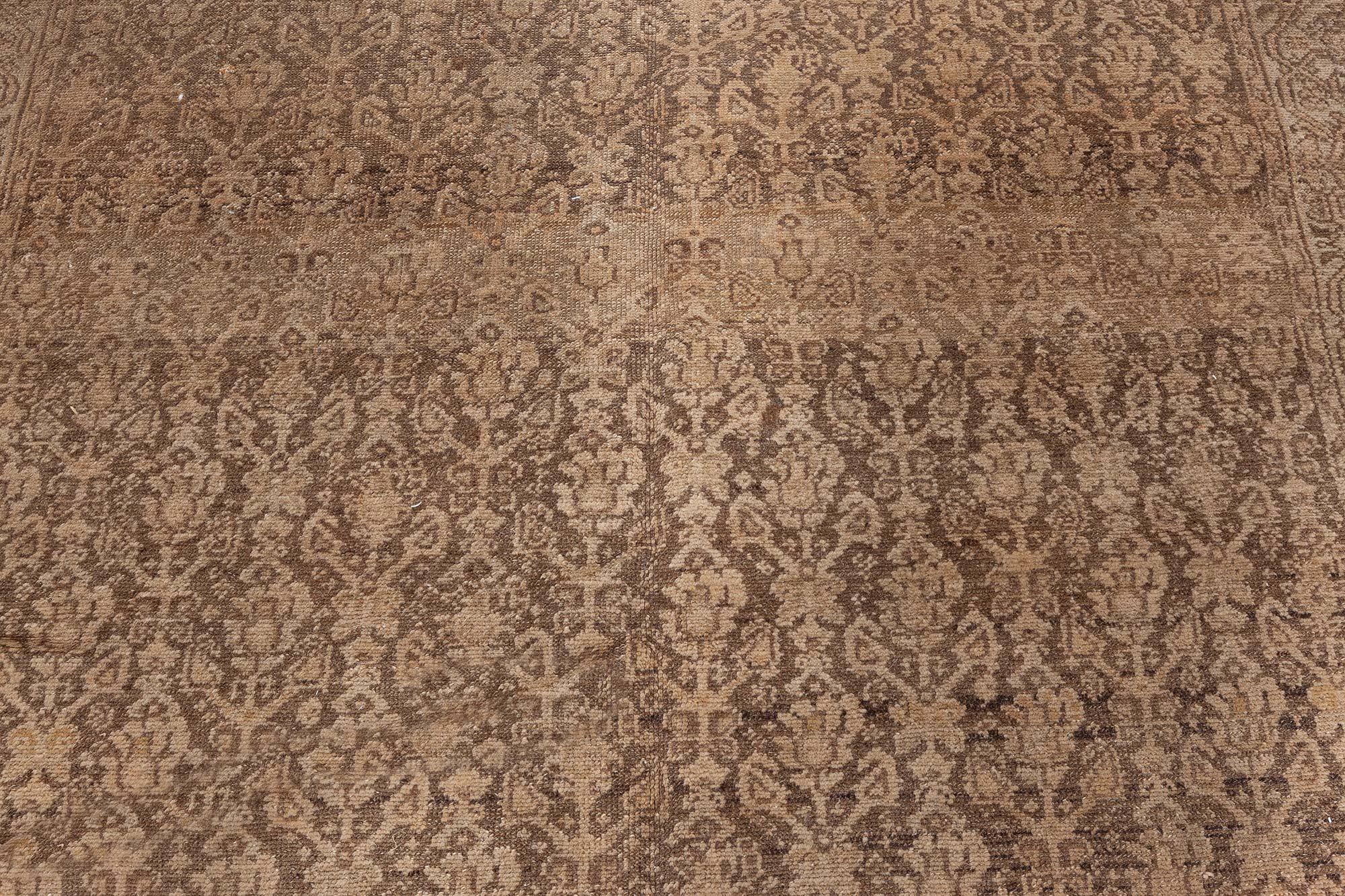 Persischer Malayer-Teppich mit Blumenmuster aus der Zeit um 1900, handgefertigt aus Wolle
Größe: 4'6