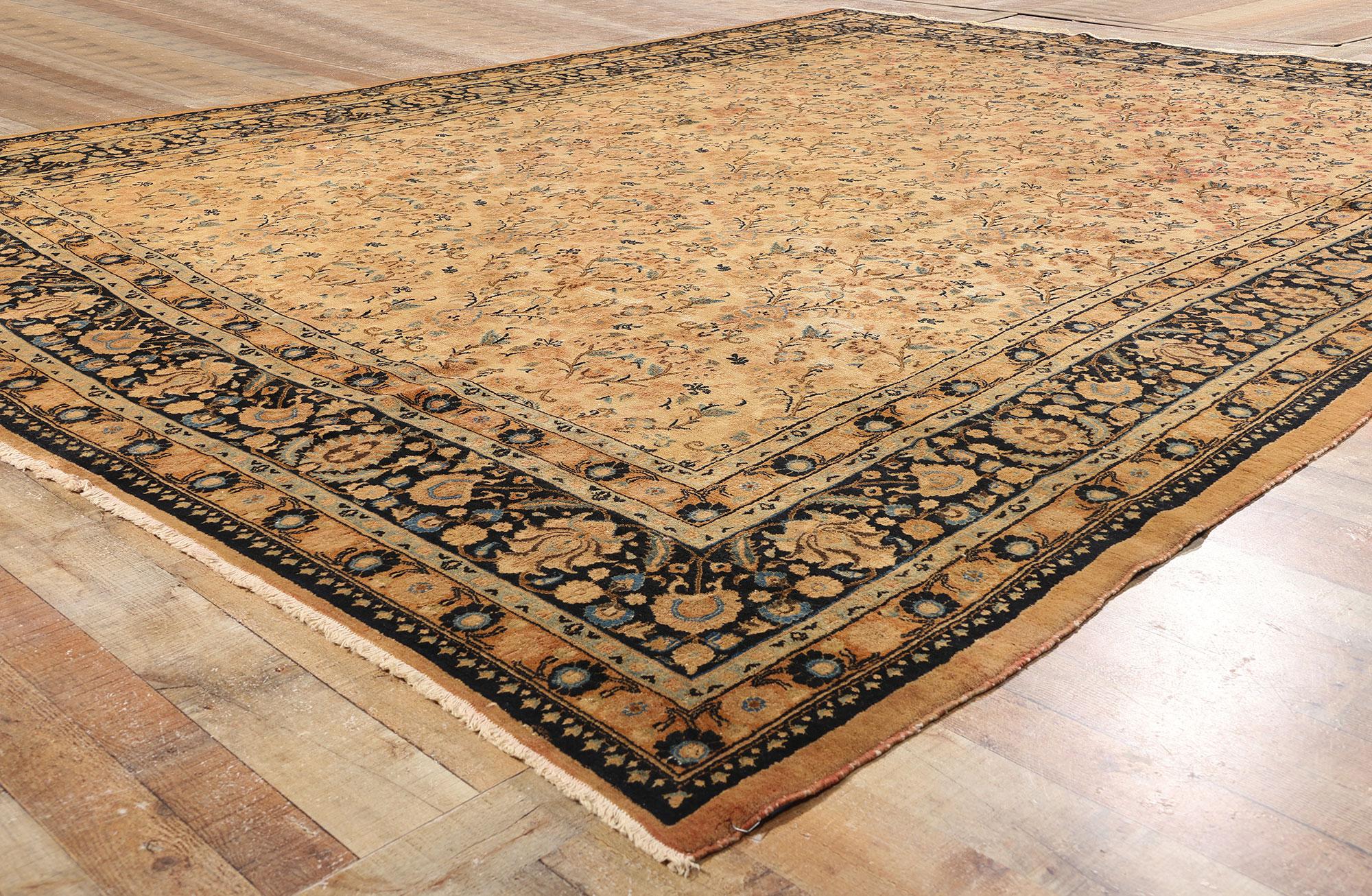 Wool 1900's Persian Mashhad Rug with Traditional European Style For Sale