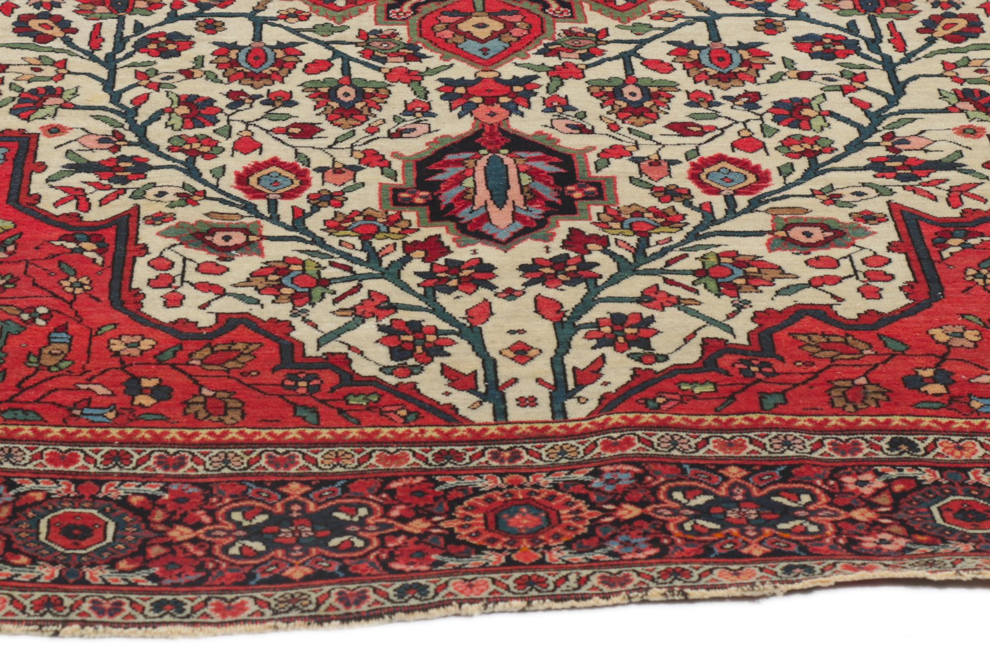 Tapis persan Sarouk Farahan des années 1900 avec style moderne Bon état - En vente à Dallas, TX