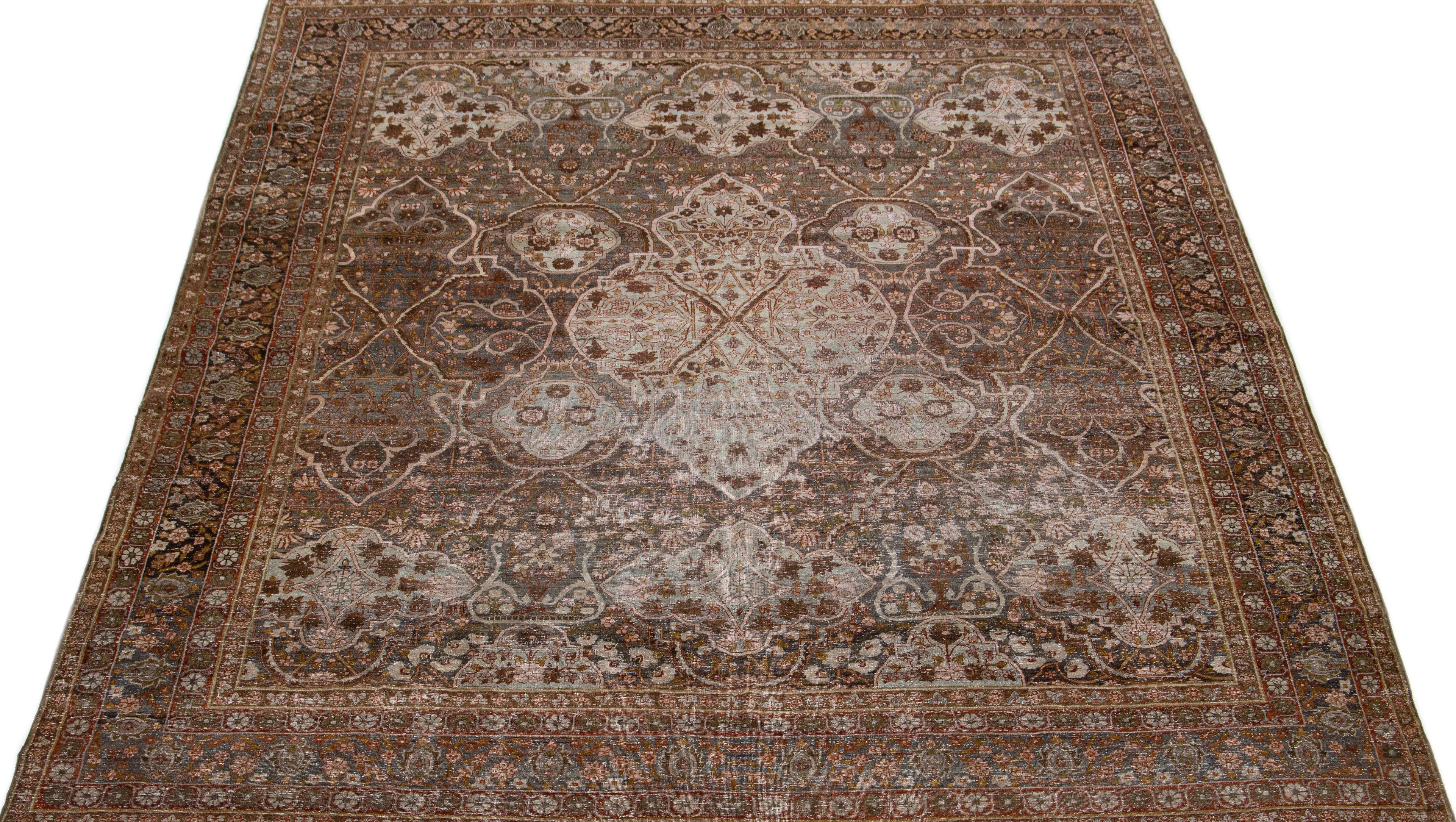 1900s Persian Tabriz Gray Wool Rug Handmade with Medallion Motif For Sale 1