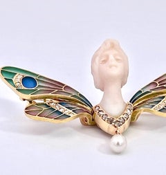 1900's Plique a Jour Butterfly with carved Chalcedony Ladies Head