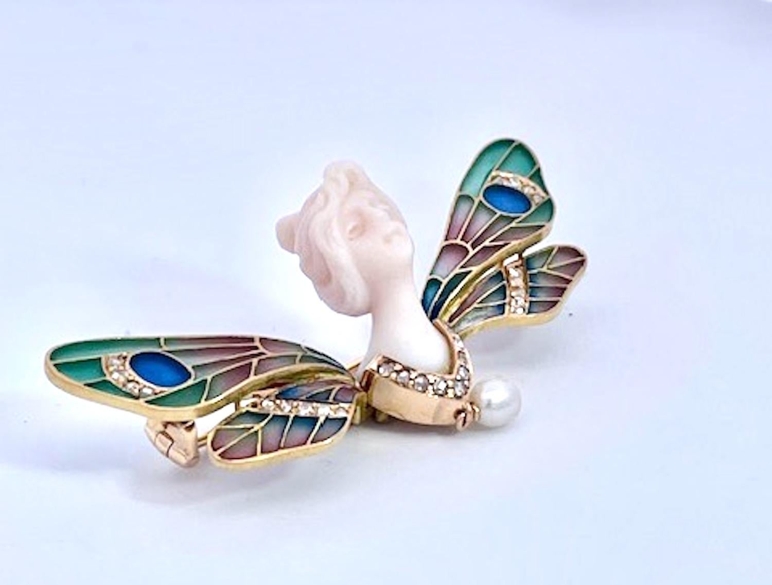 1900's Plique a Jour Butterfly with carved Chalcedony Ladies Head For Sale 1
