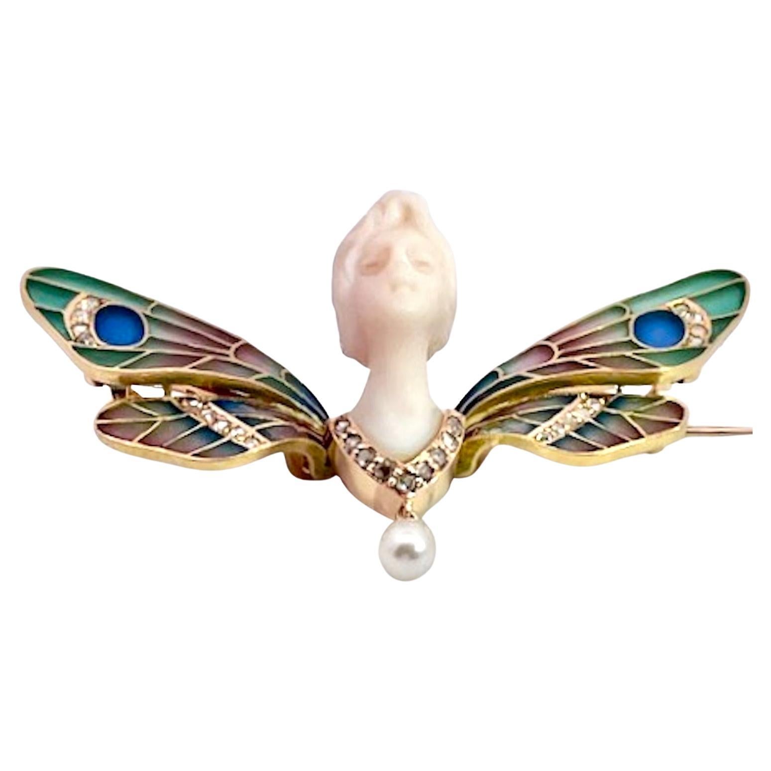 1900's Plique a Jour Butterfly with carved Chalcedony Ladies Head For Sale