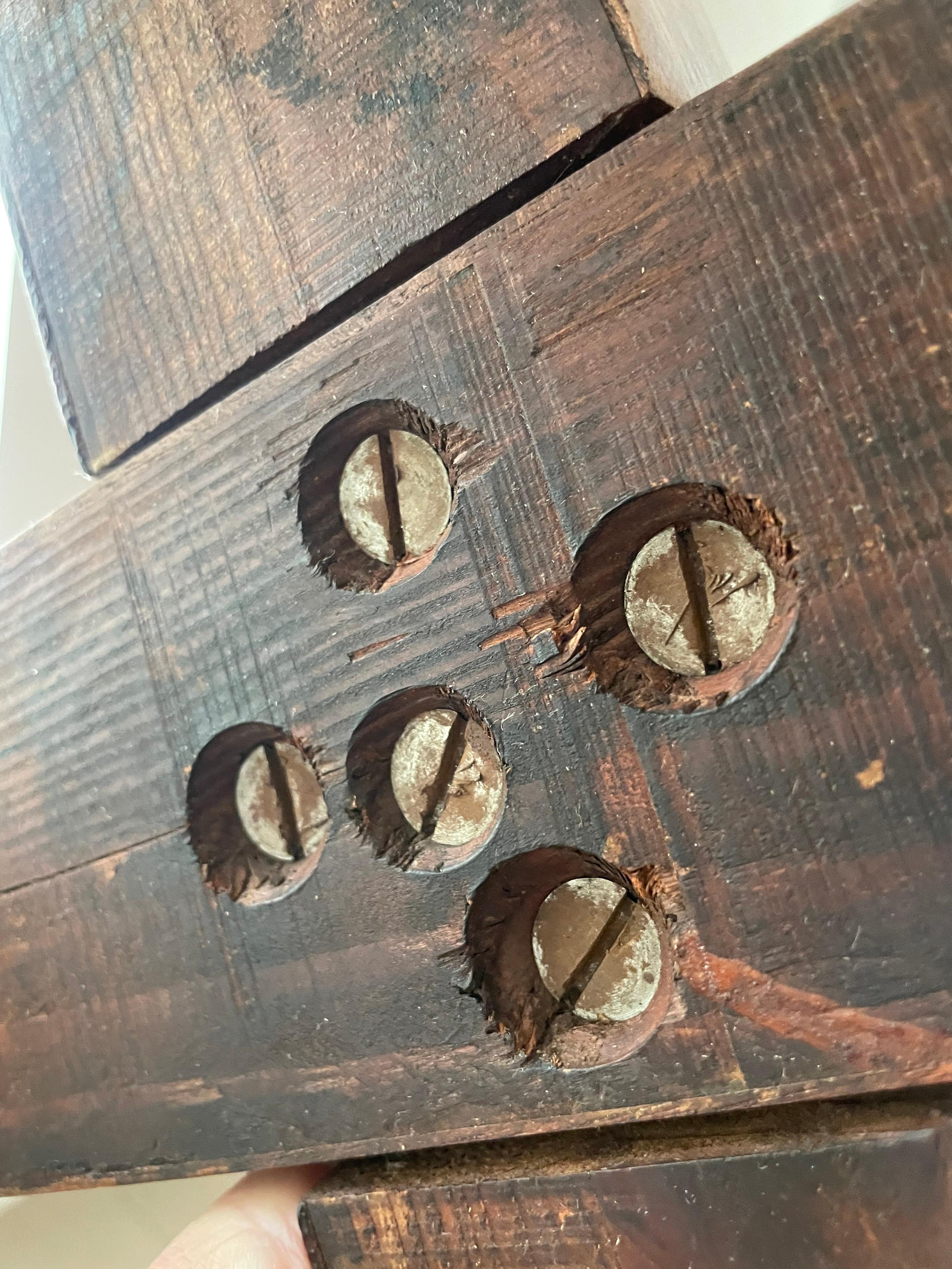 1900s Prisoner-Made Marquetry Inlay Side Table For Sale 5