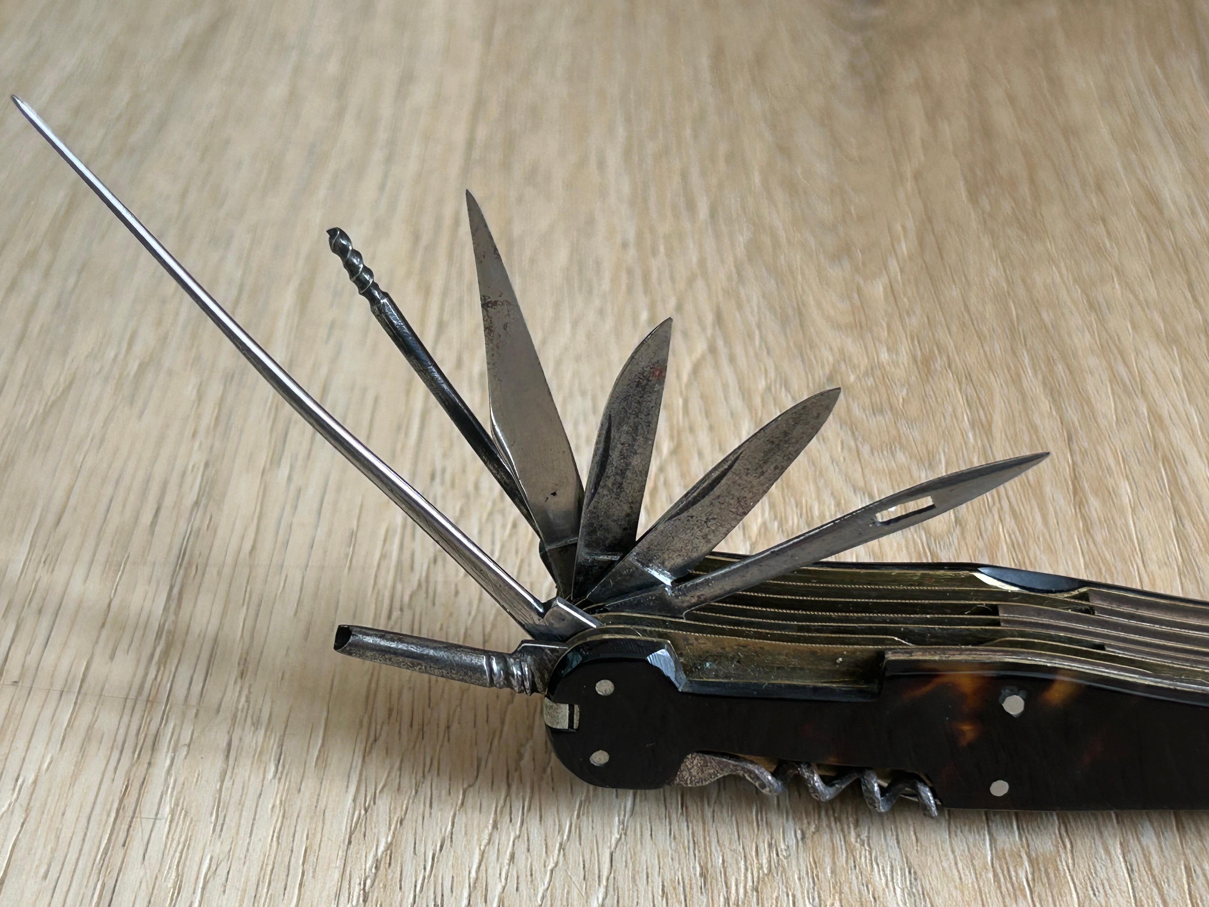 guinness pen knife