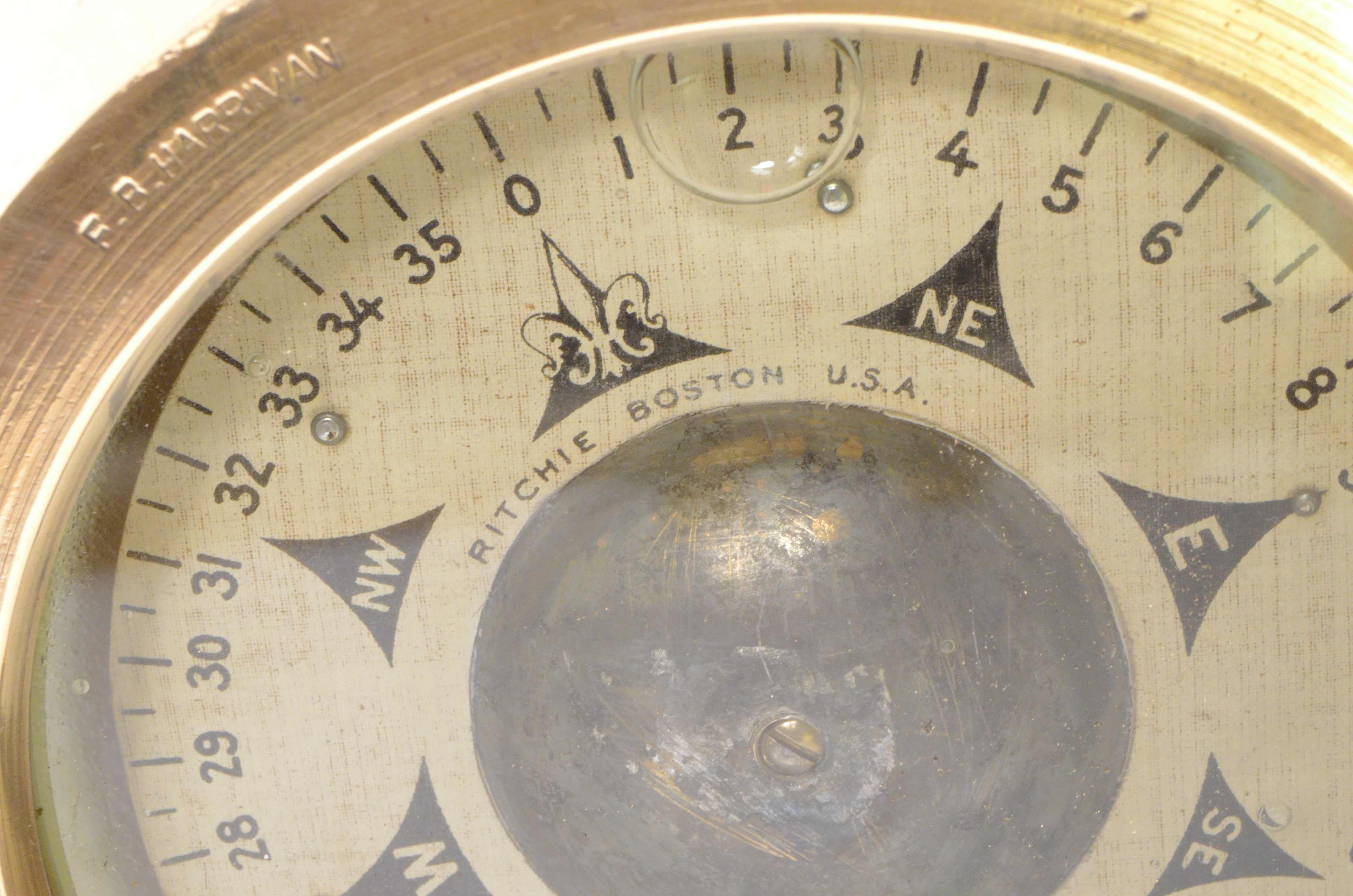 1900s Ritchie Boston Usa Brass Nautical Magnetic Compass Maritime Navigation In Good Condition In Milan, IT