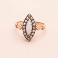 1900s rose gold and opal marquise ring