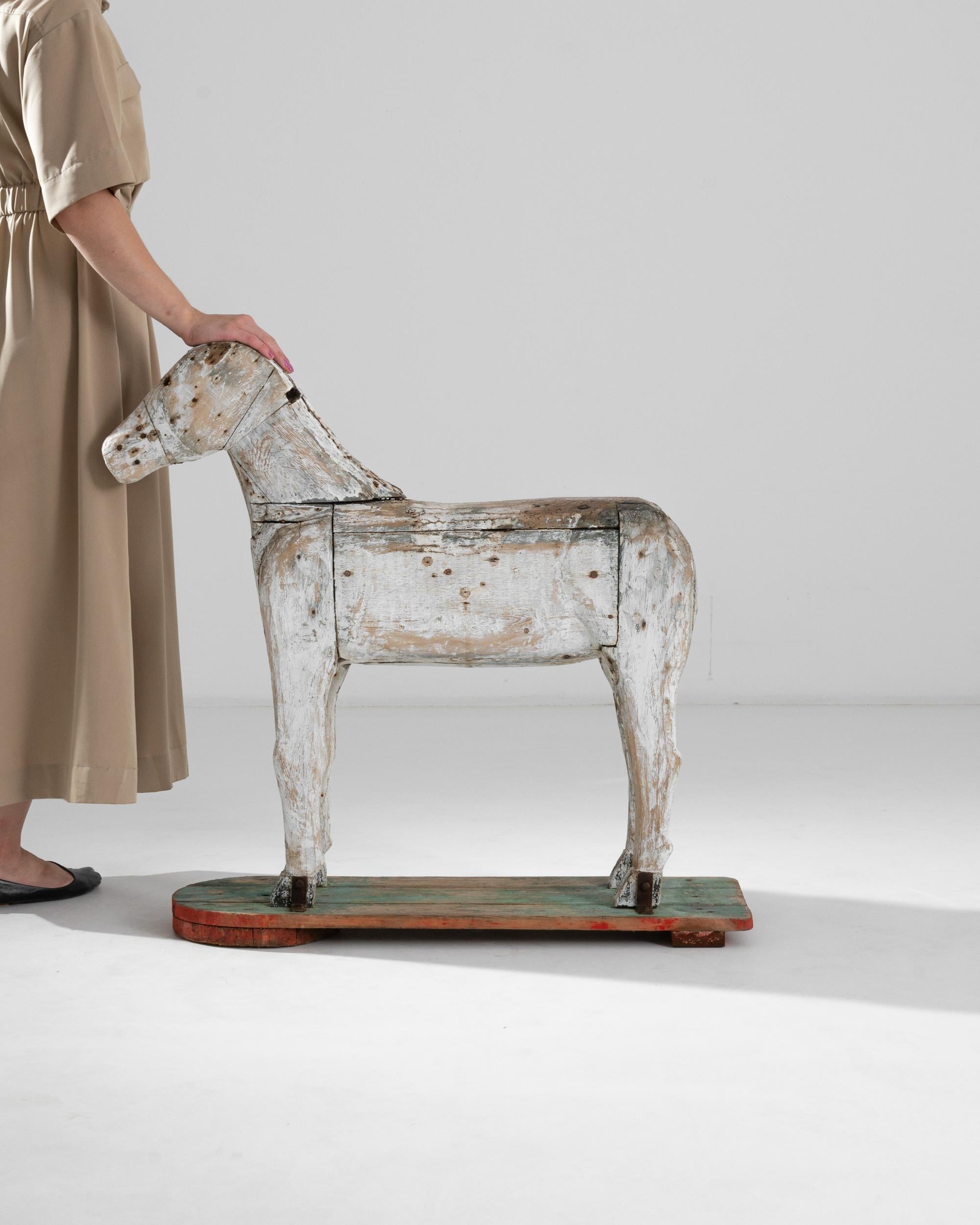 Caballo de madera escandinavo de 1900 Arte popular en venta