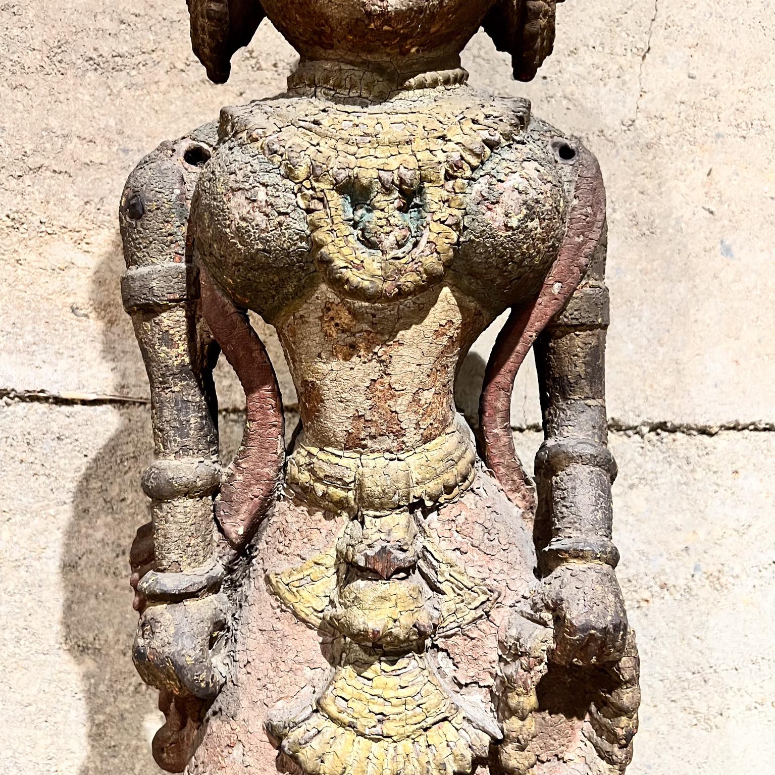 statue indienne bois