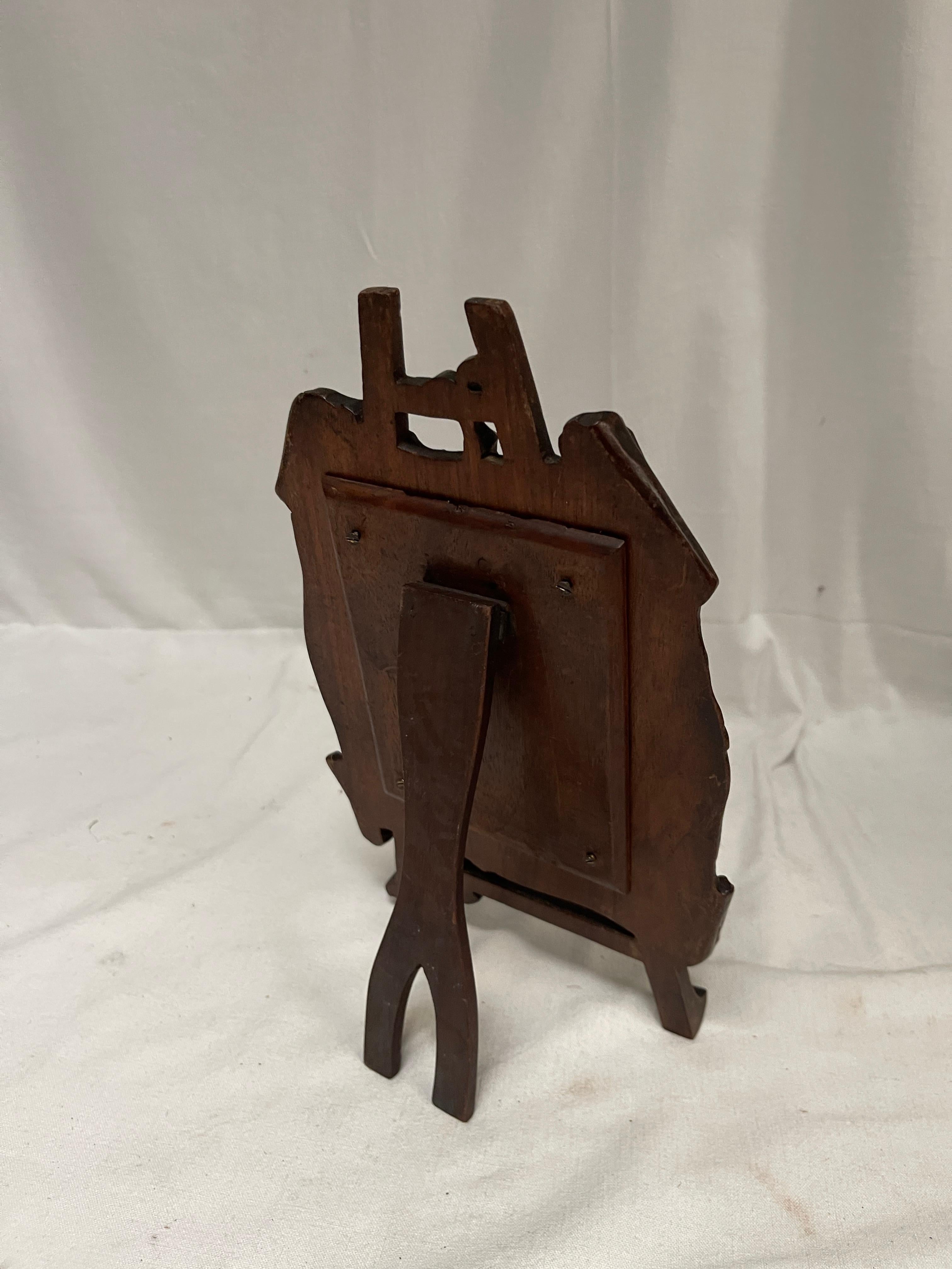 Early 20th Century 1900's sculptured pear wood picture frame For Sale