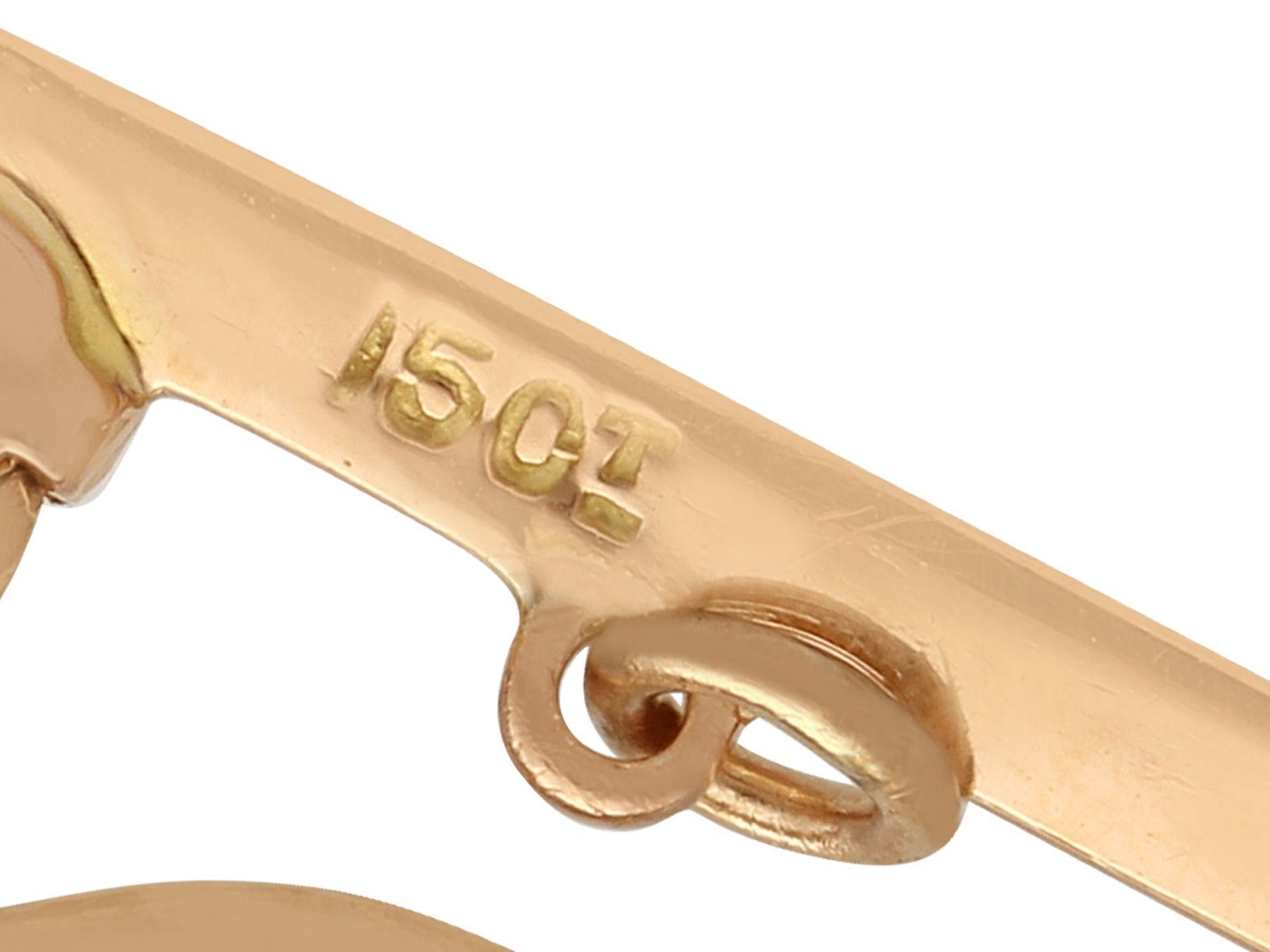 Barbrosche aus Gelbgold mit Saatperlen und Rubin, Chick und Eier, 1900er Jahre im Angebot 2
