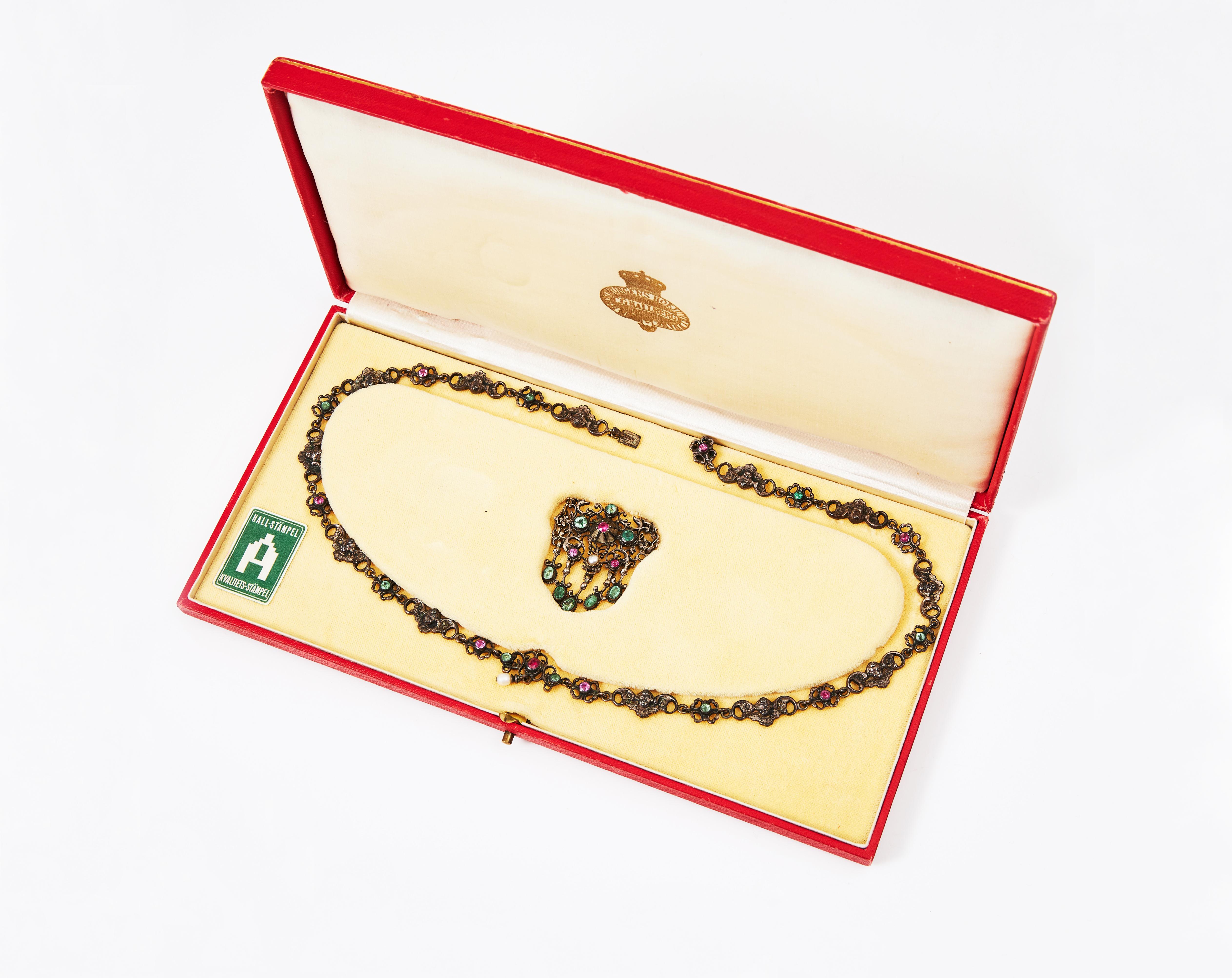 Set di collane del 1900 Ciondolo con rubino naturale da 2 carati e perla tormalina da 2 carati in argento dorato in vendita 4