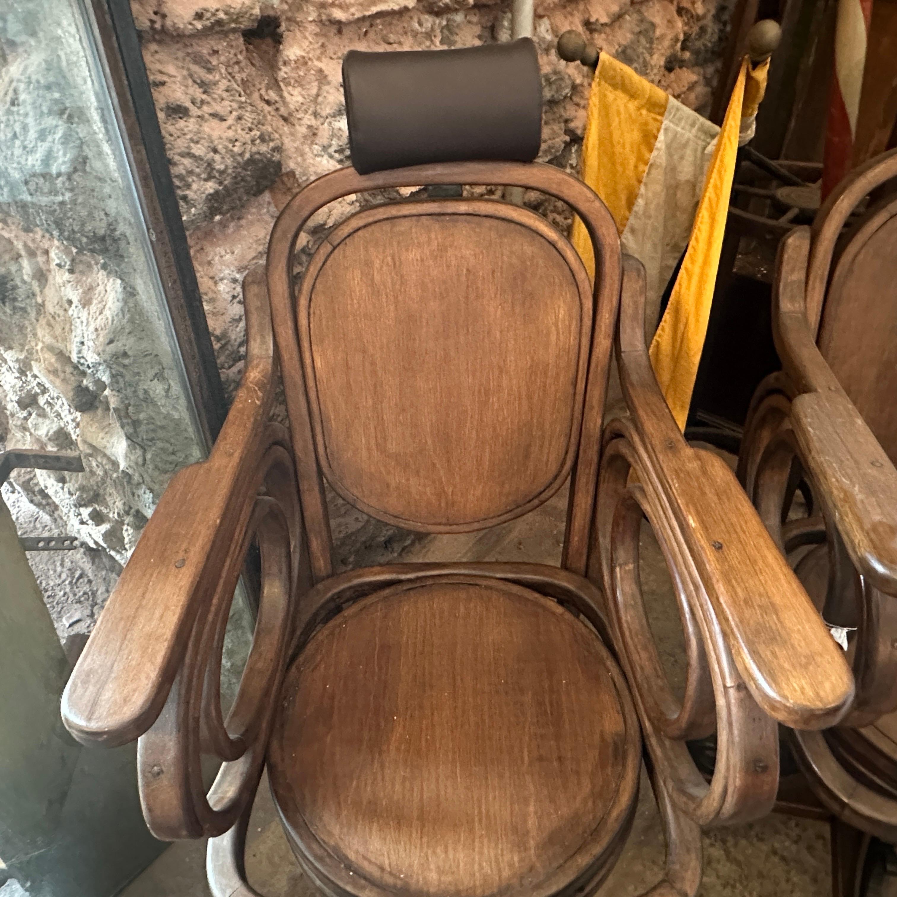 20th Century 1900s Set of two Art Nouveau Italian Thonet Barber Swivel Chairs For Sale