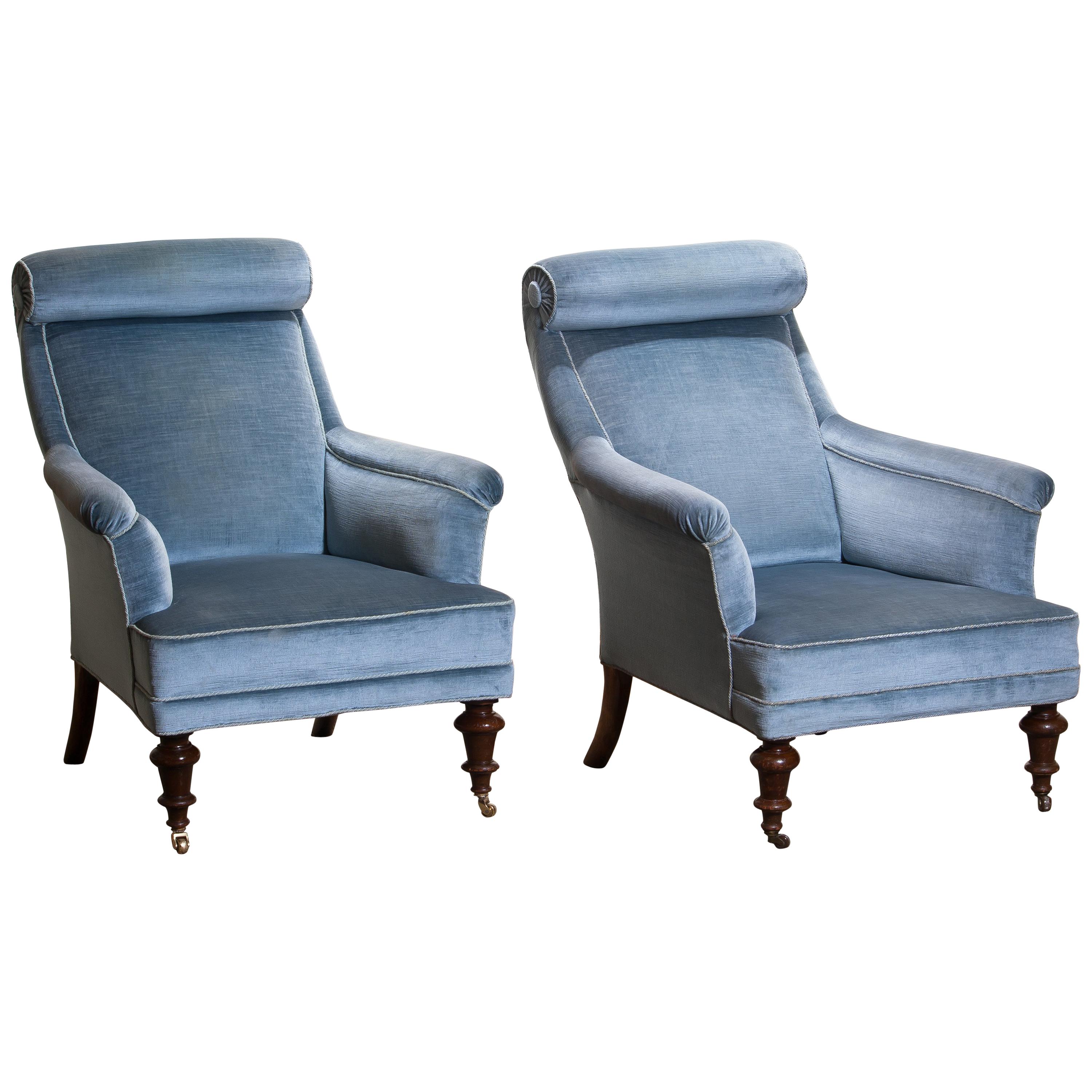 French 1900s Set of Two Ice Blue Velvet Dorothy Draper Style Bergère Club Lounge Chairs