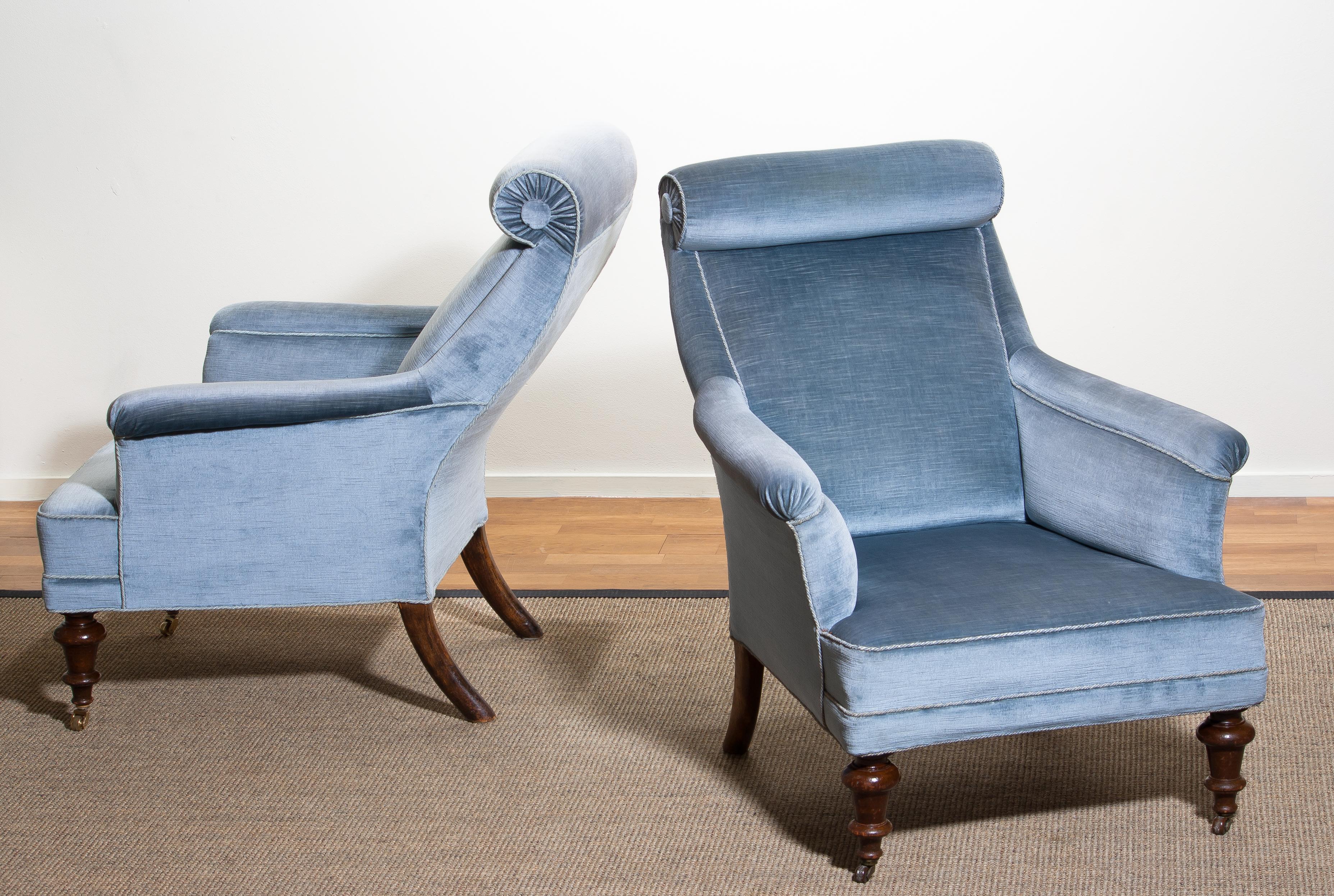 French 1900s Set of Two Ice Blue Velvet Dorothy Draper Style Bergère Club Lounge Chairs