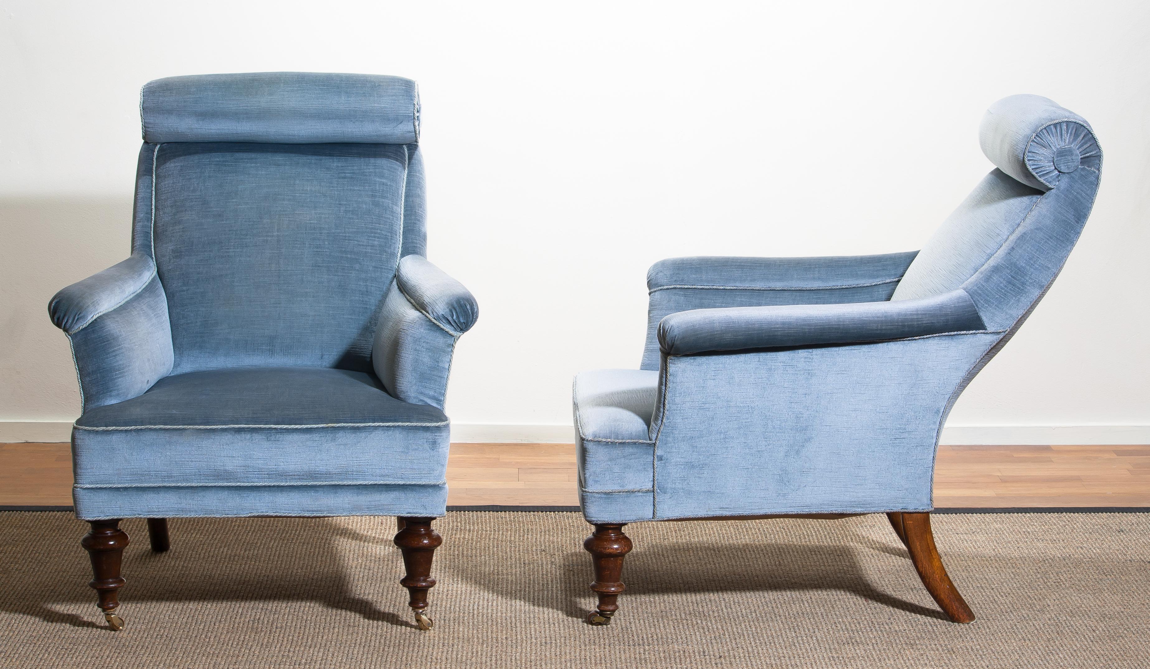 1900s Set of Two Ice Blue Velvet Dorothy Draper Style Bergère / Lounge Chairs 6