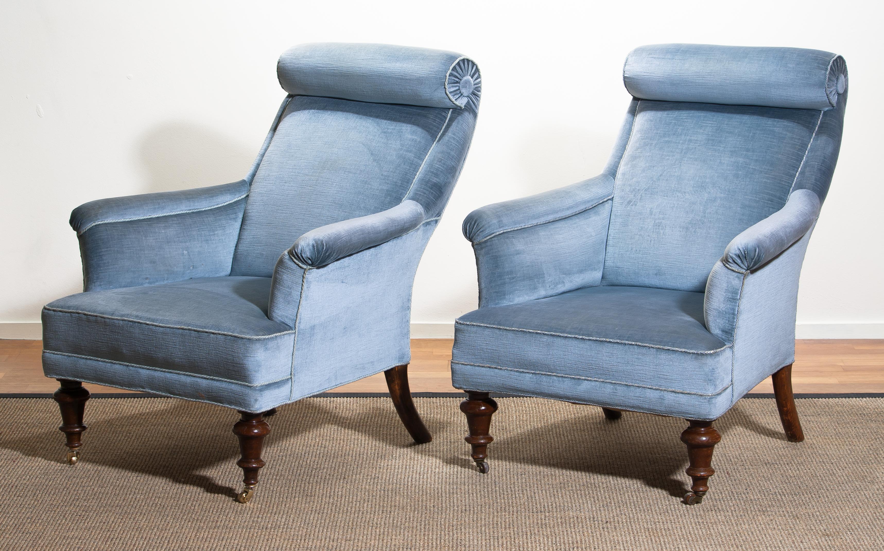 1900s Set of Two Ice Blue Velvet Dorothy Draper Style Bergère / Lounge Chairs 3
