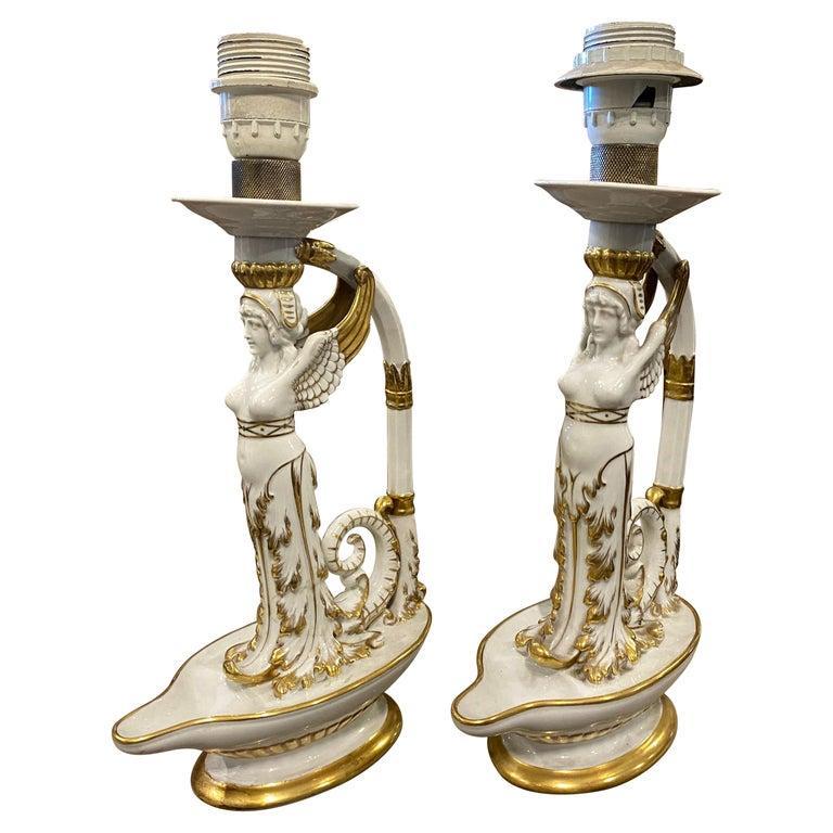 1900s Set of Two Neoclassical White and Gold Capodimonte Porcelain Table Lamps For Sale 6