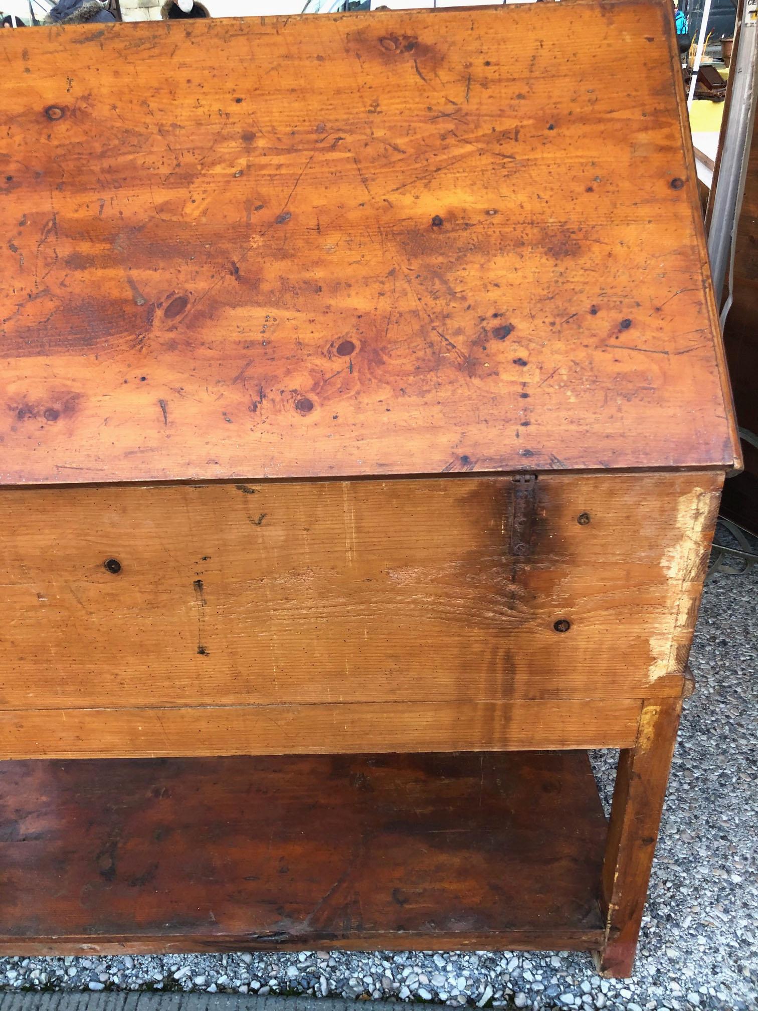 1900s Sideboard in Original Antique Tuscan Fir, with Opening Door 6