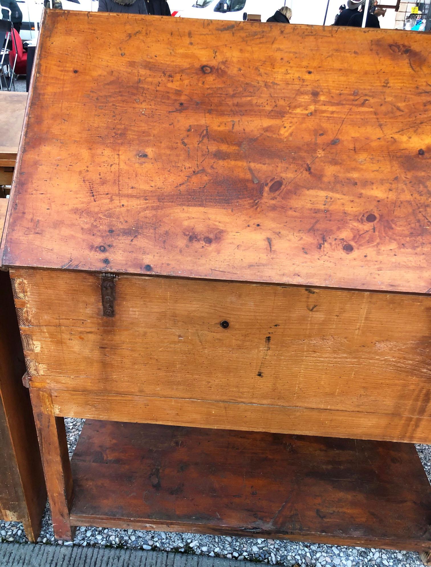 1900s Sideboard in Original Antique Tuscan Fir, with Opening Door 7