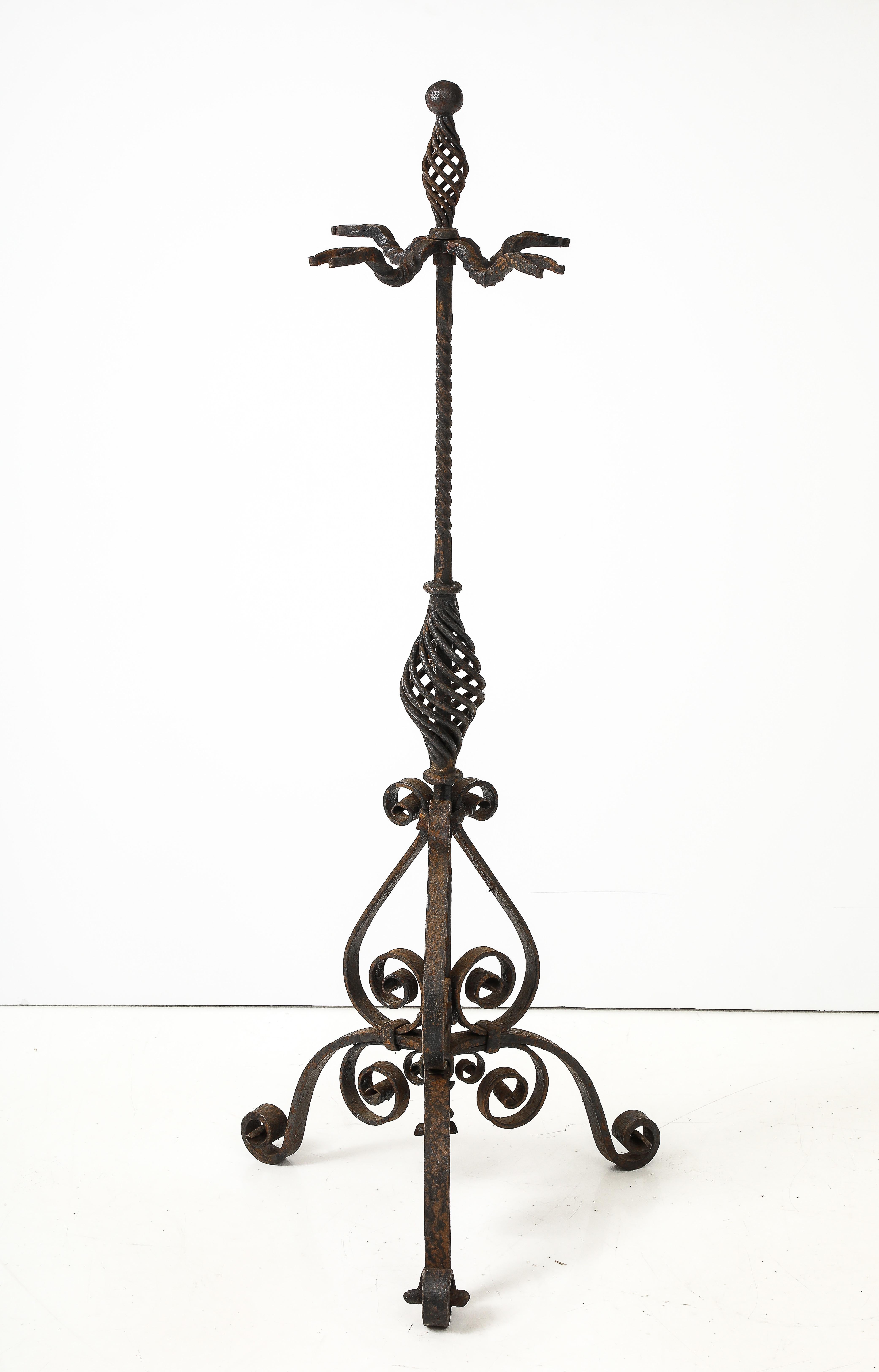 1900's Tall wrought iron fire place tools For Sale 7