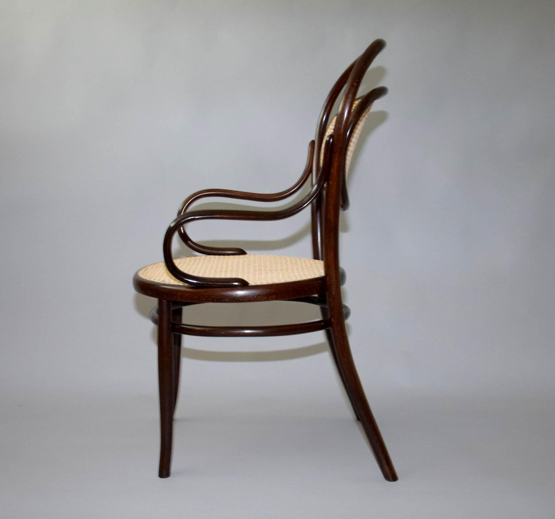 - Maker: Thonet
- Suitable to writing desk
- Completely carefully refurbished
- New shellac finish handly polished
- Made of massive beechwood
- Published in Thonet catalogue (1904) and Gebruder Thonet catalogue (1888) - see the photos.