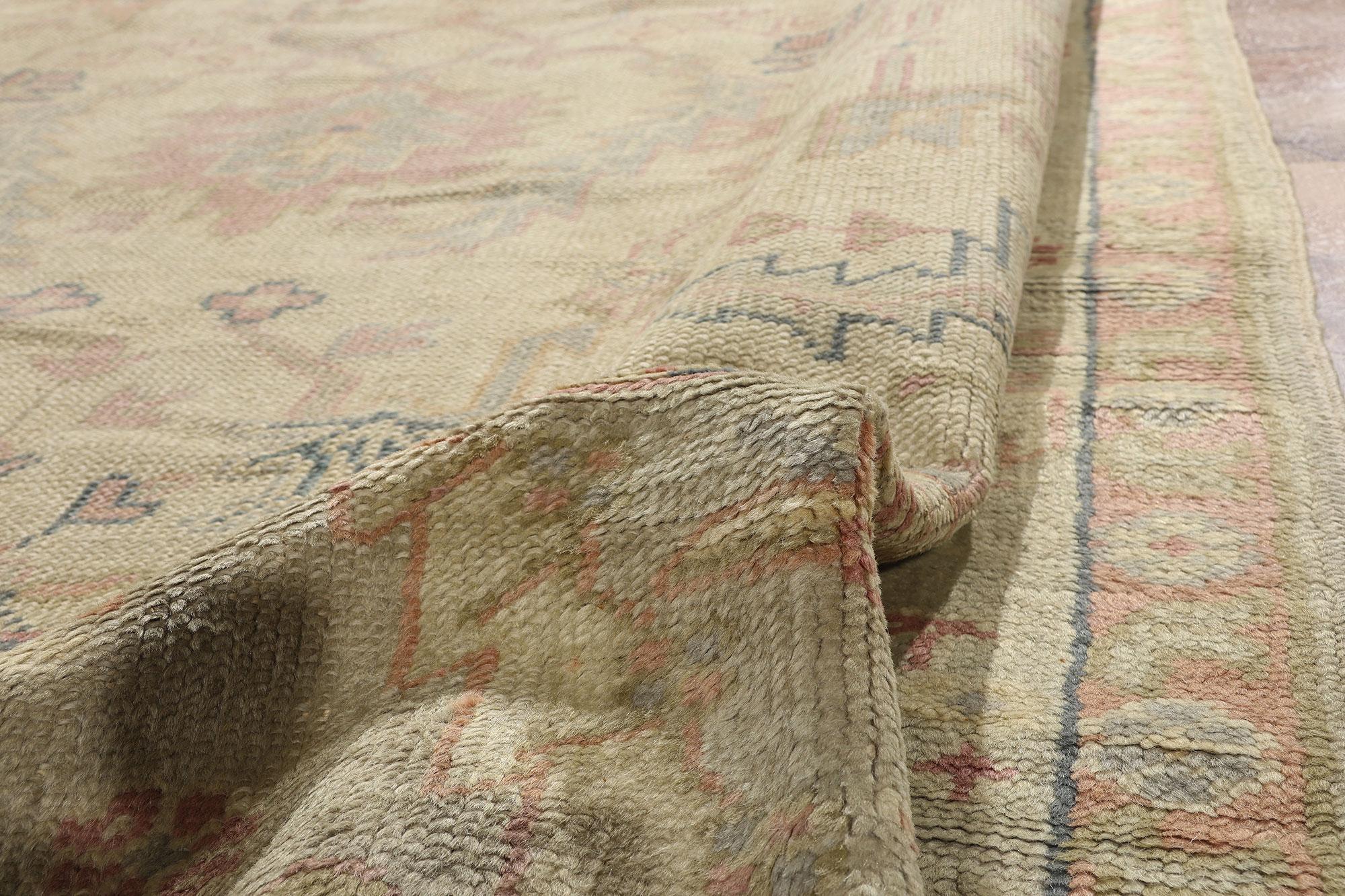 20th Century 1900's Turkish Oushak Carpet with Modern Style For Sale
