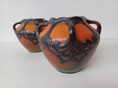 Deux vases Art nouveau danois fabriqués à la main par P. Ipsens Enke, datant des années 1900