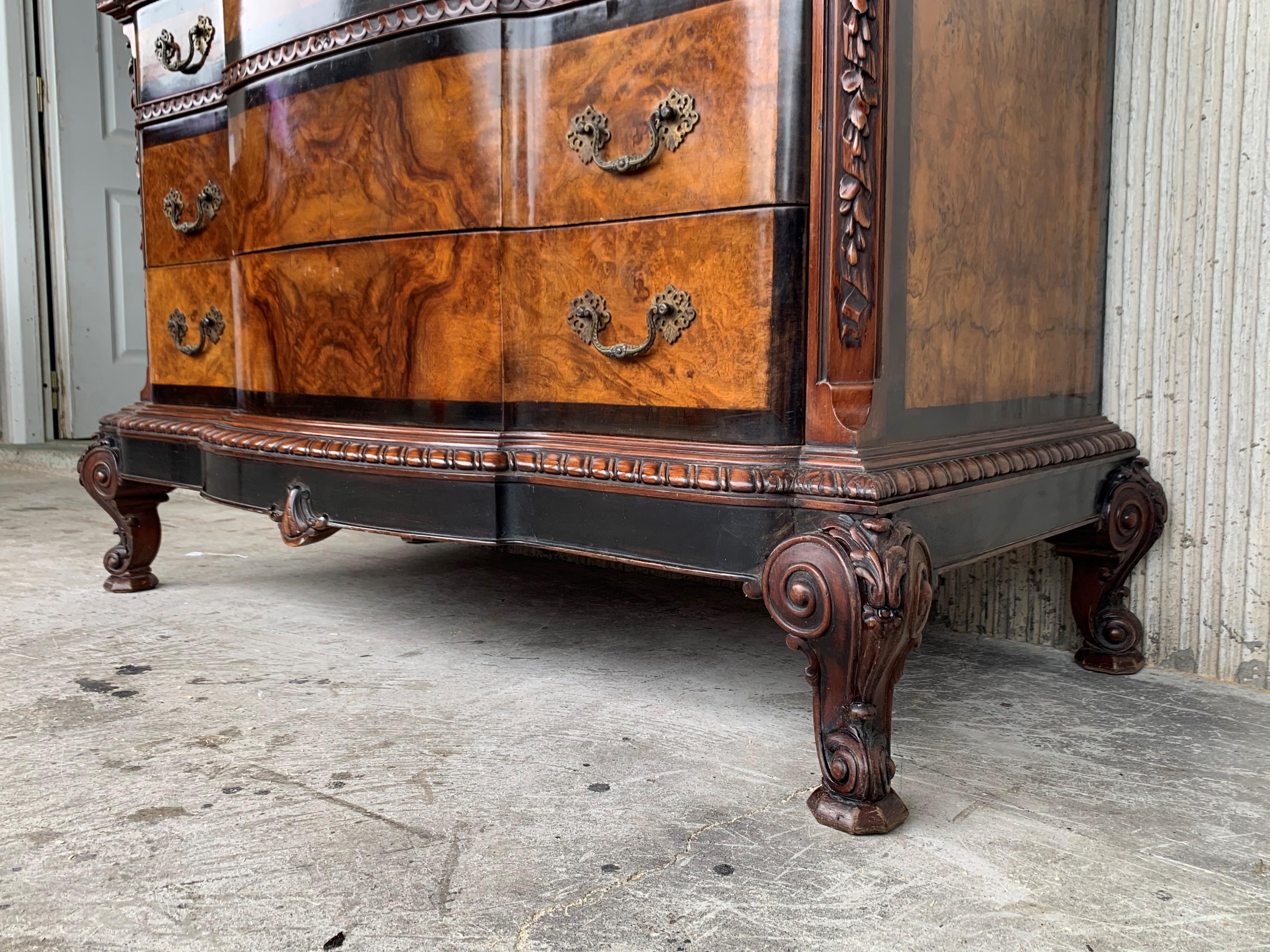 1900s Venetian Baroque Commode Chest of Drawers in Burl Walnut with Ebonized Det For Sale 7