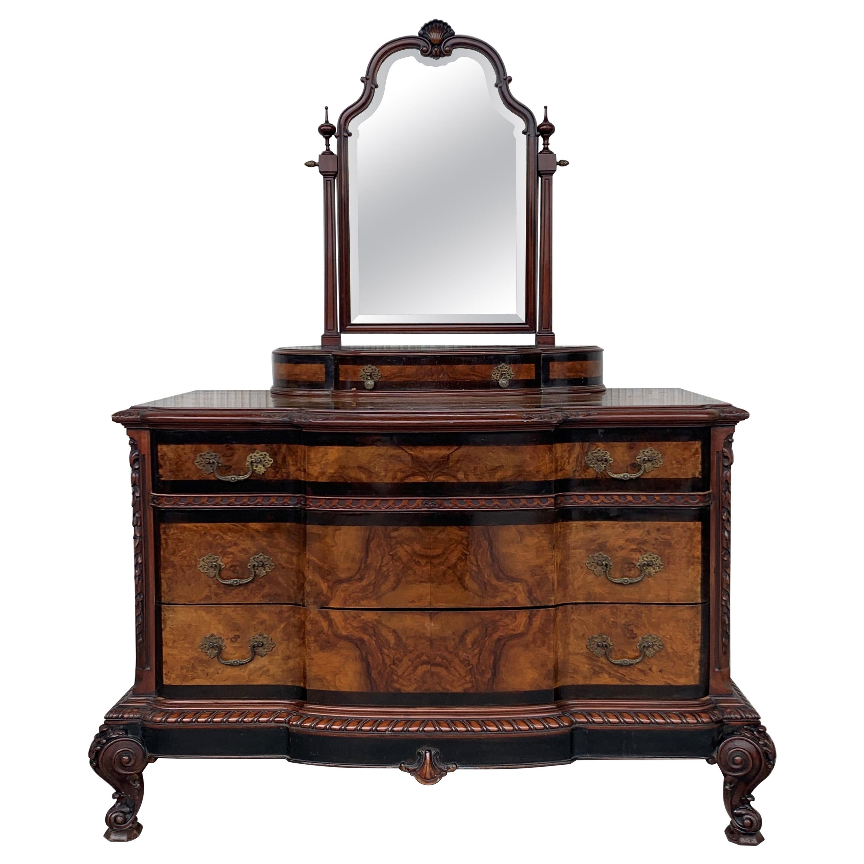 1900s Venetian Baroque Dresser with mirror in Burl Walnut with Ebonized Details