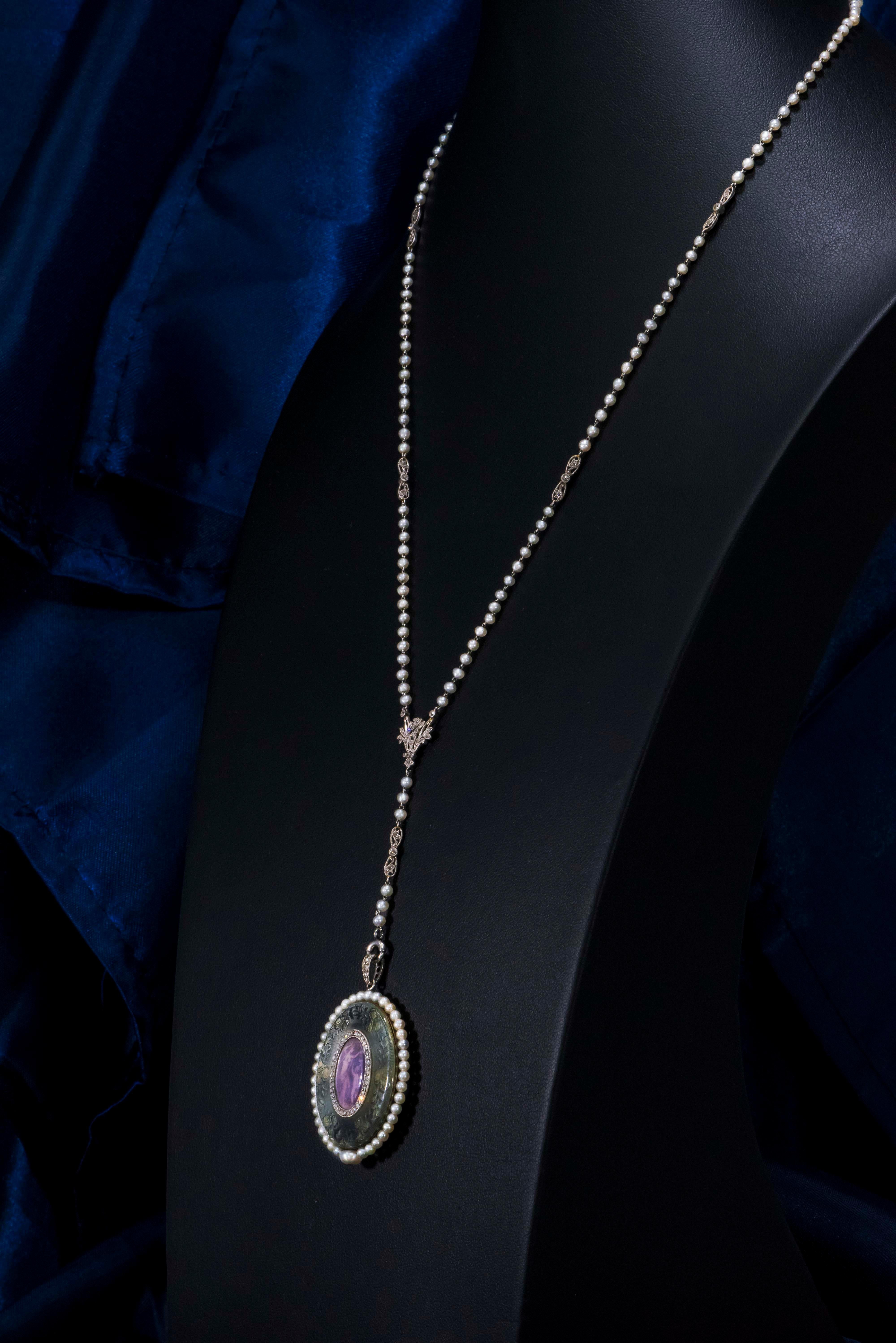 1900s Verger Freres Paillet Platinum Diamond Enamel Pearl Necklace Pendant Watch For Sale 5