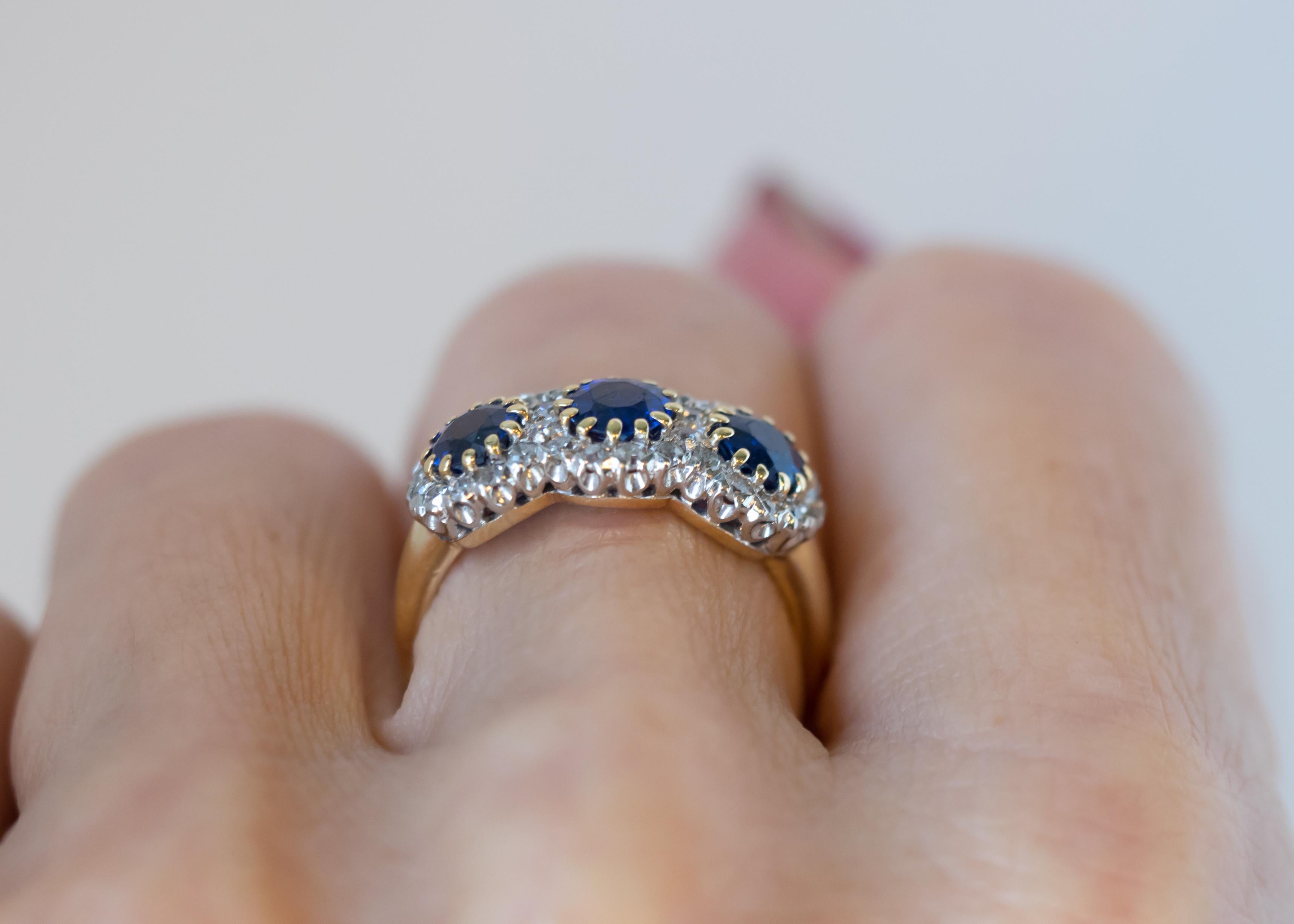 1900s Victorian Three-Stone Sapphire, Diamond 14 Karat Gold and Platinum Ring 7
