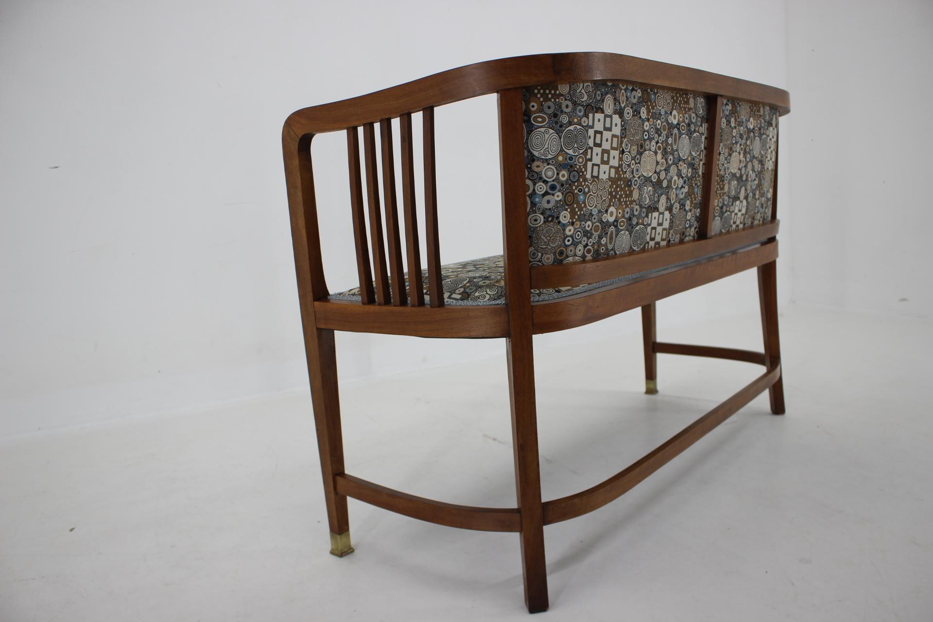 Early 20th Century 1900s Viennese Secession Sofa in the Style of Josef Maria Olbrich For Sale