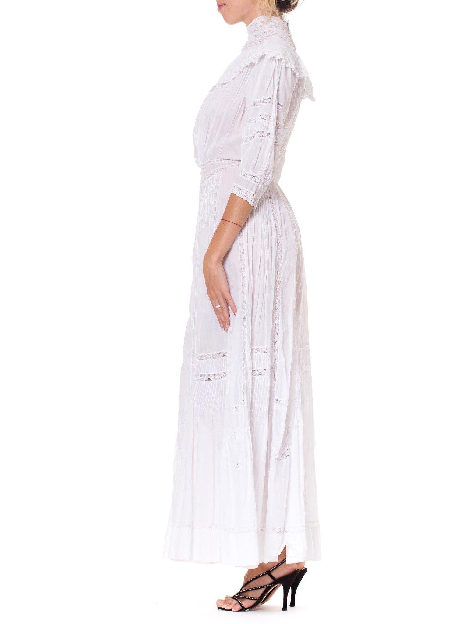 Victorian White Cotton Voile Lace Tea Dress With Half Sleeves In Excellent Condition In New York, NY