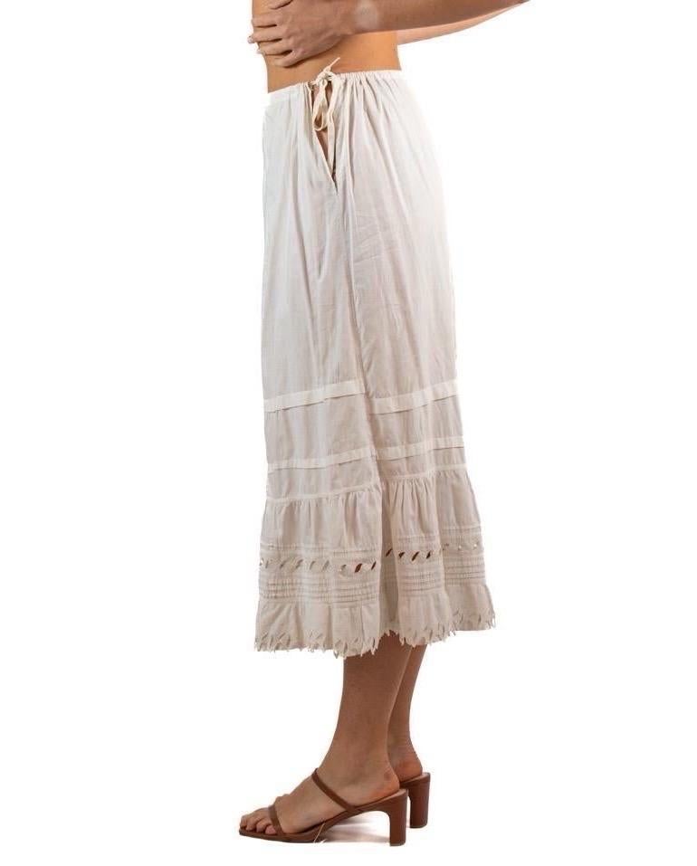 1900S White Organic Cotton Antique Lace Skirt In Excellent Condition For Sale In New York, NY