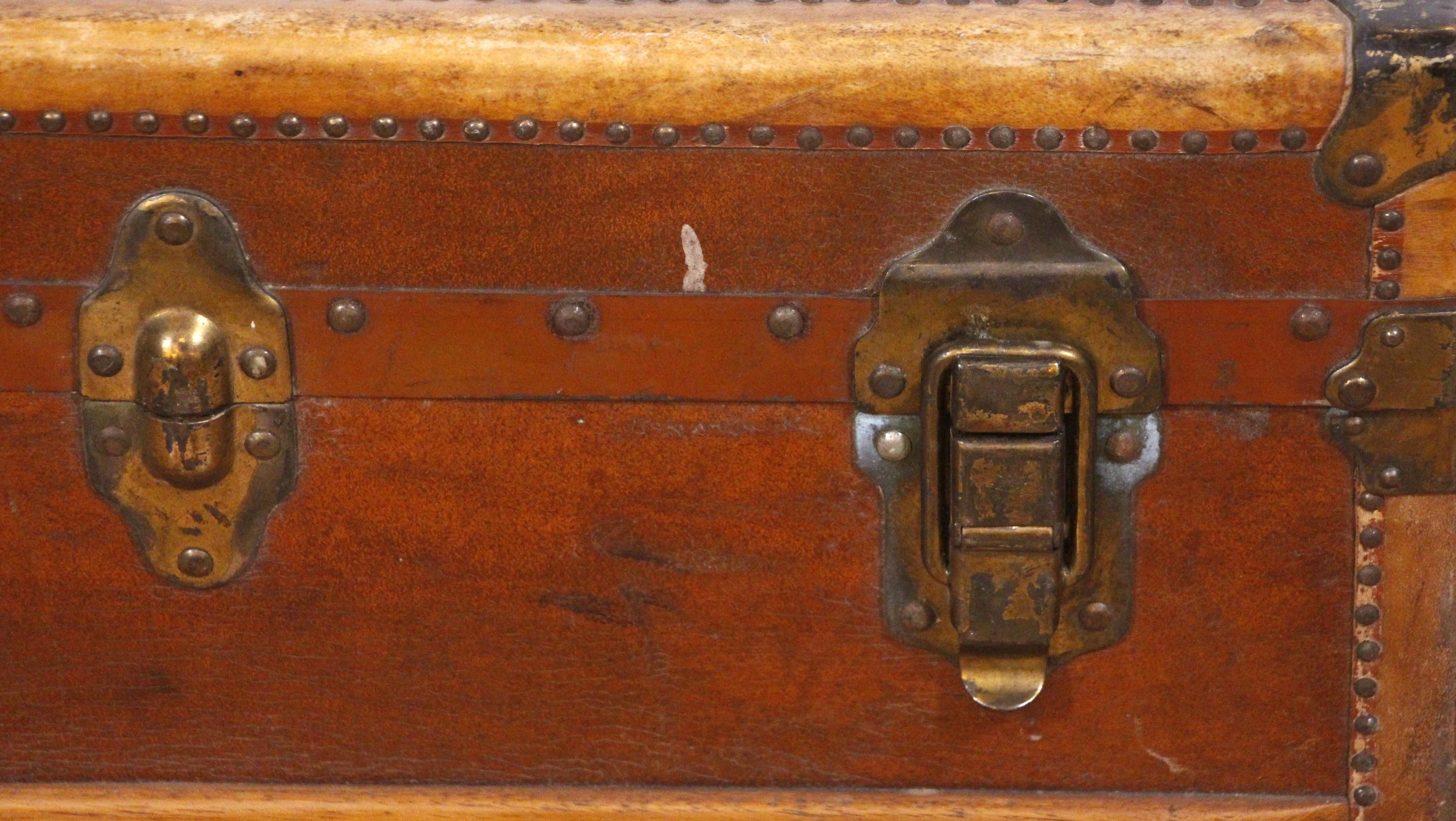 American 1900s Wood Trunk Luggage, Arthur Gilmore Inc. W/ Leather Handles
