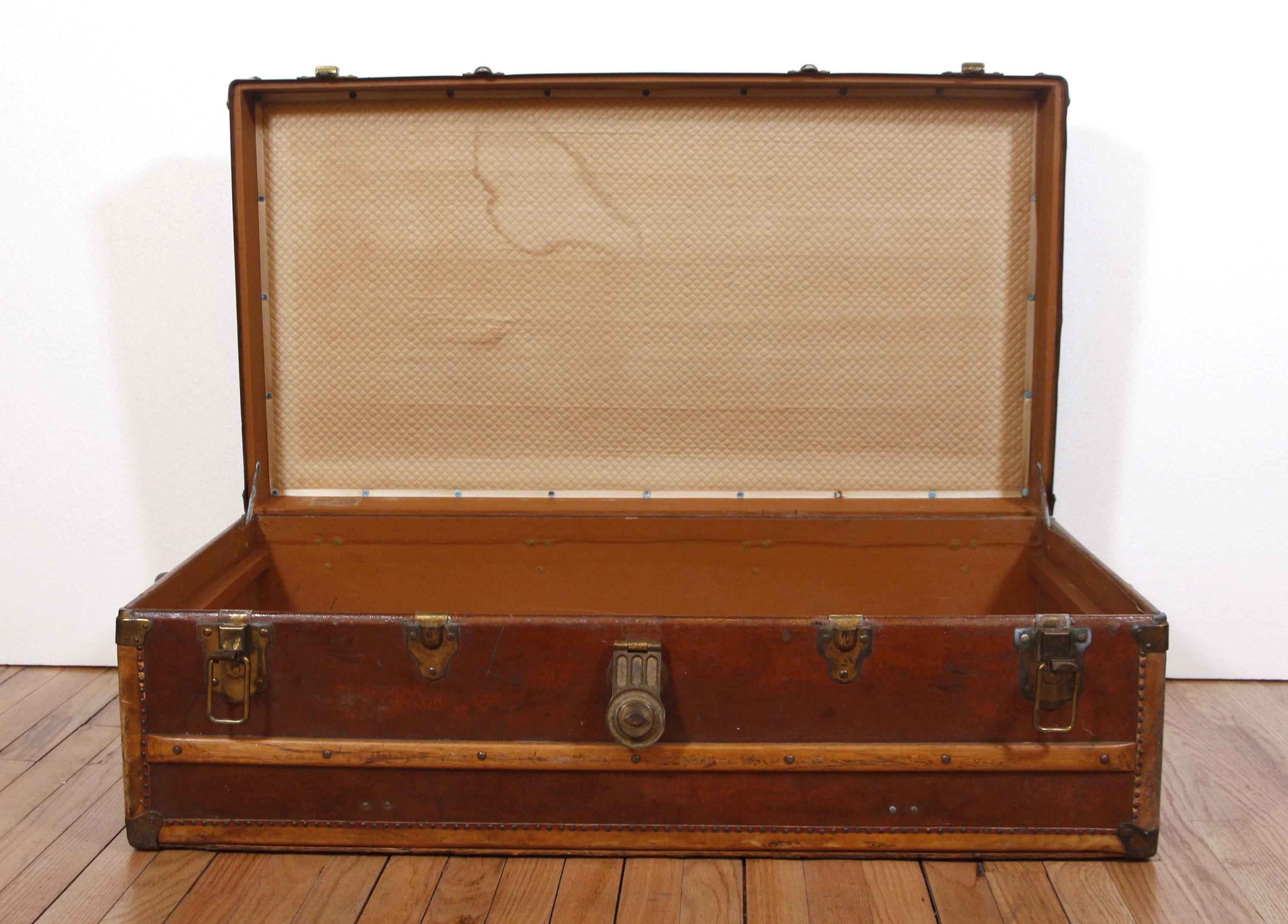 20th Century 1900s Wood Trunk Luggage, Arthur Gilmore Inc. W/ Leather Handles