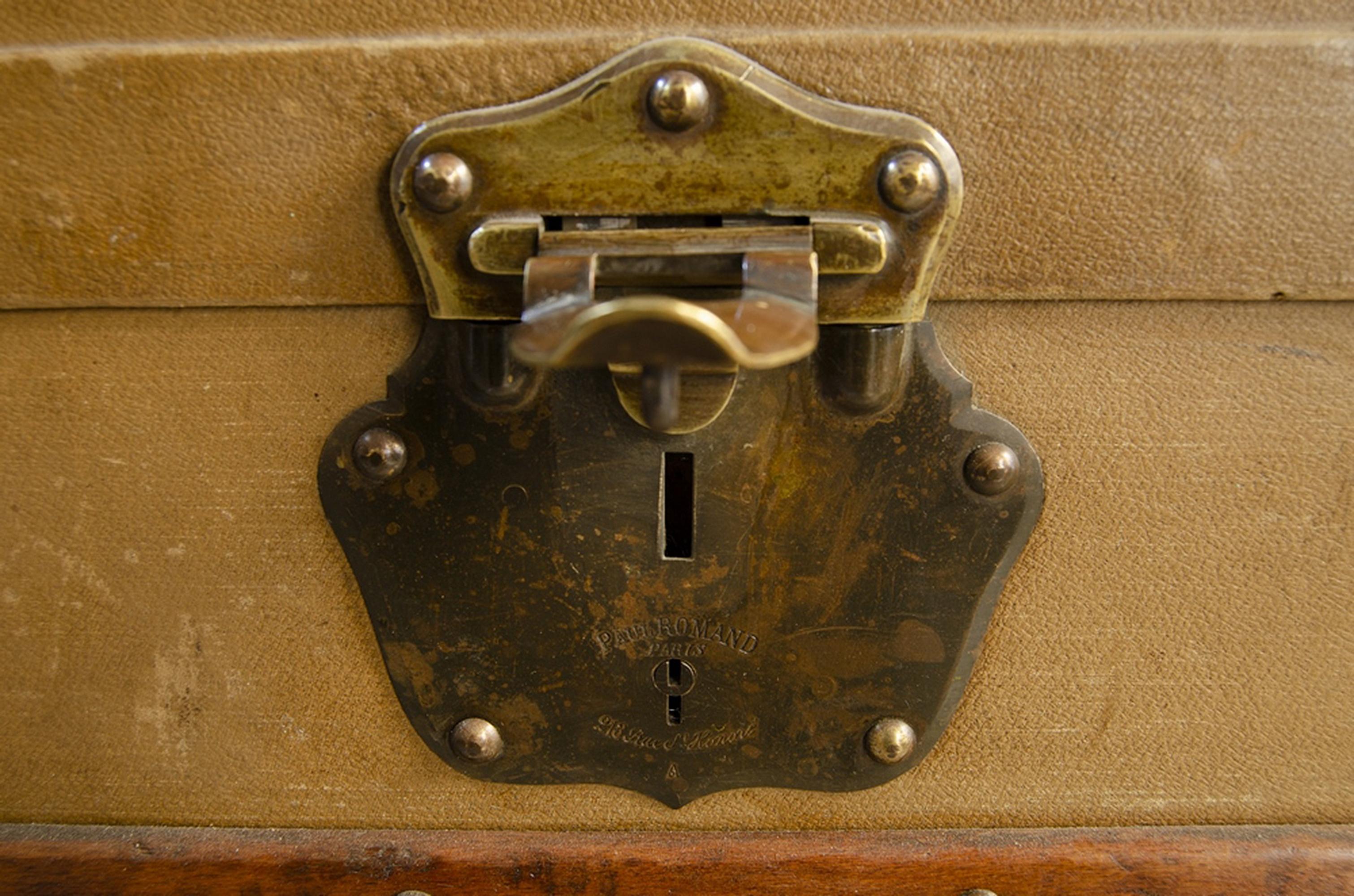 Early 20th Century 1900s Wooden Steamer Trunk With Brass and Leather Accents by Paul Romand, France For Sale