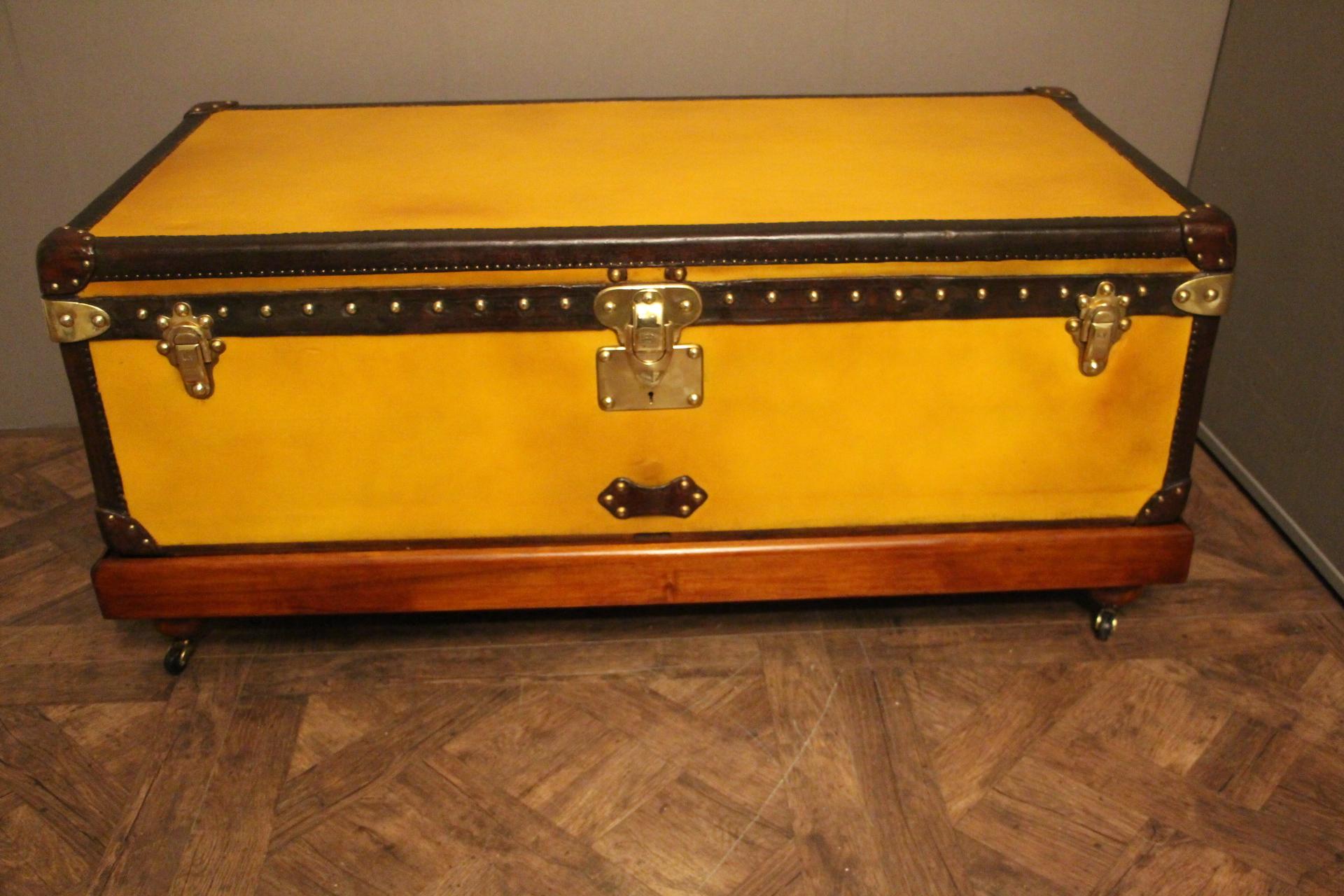 1900s Yellow Canvas Louis Vuitton Steamer Trunk 1