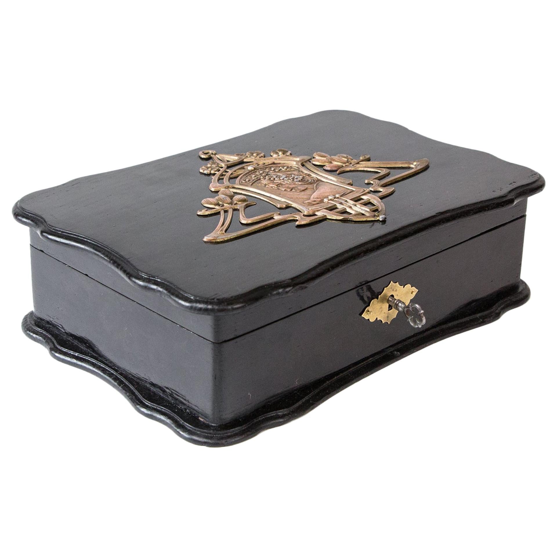 1900th Art Nouveau Jewelry Box with Application For Sale