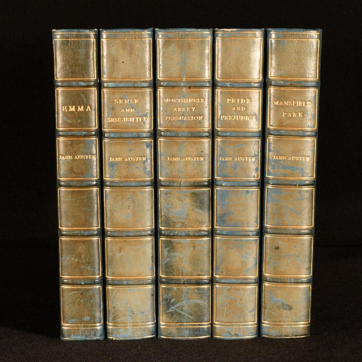 A smart set of the major novels of beloved author, Jane Austen, this set with the lively illustrations of Hugh Thomson.

A smart set containing the major novels of Austen, complete with six novels bound in five volumes.

'Emma', published in 1901,