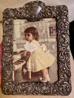 1901 Birmingham Mint Sterling Silver Desk Top Picture Frame Embossed Design