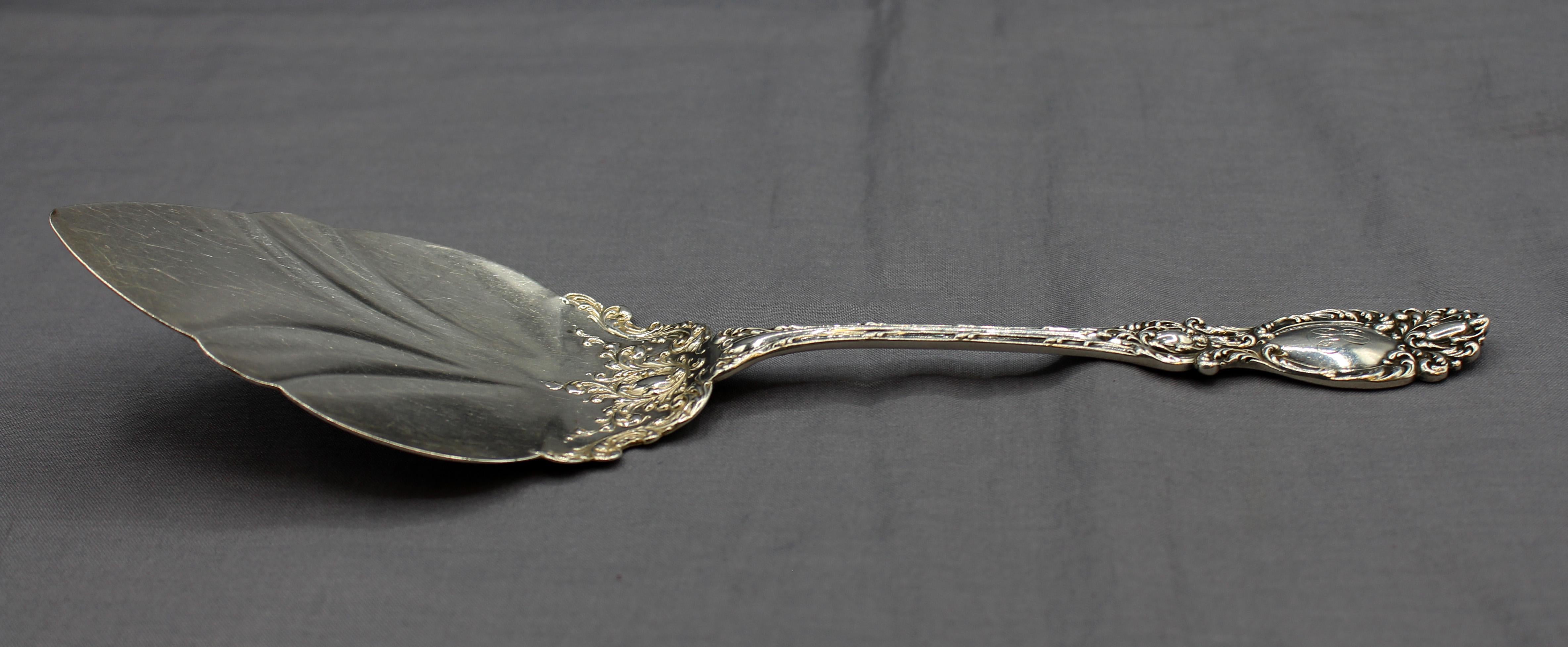 Rococo 1902 American Sterling Silver Pie Server by Wallace