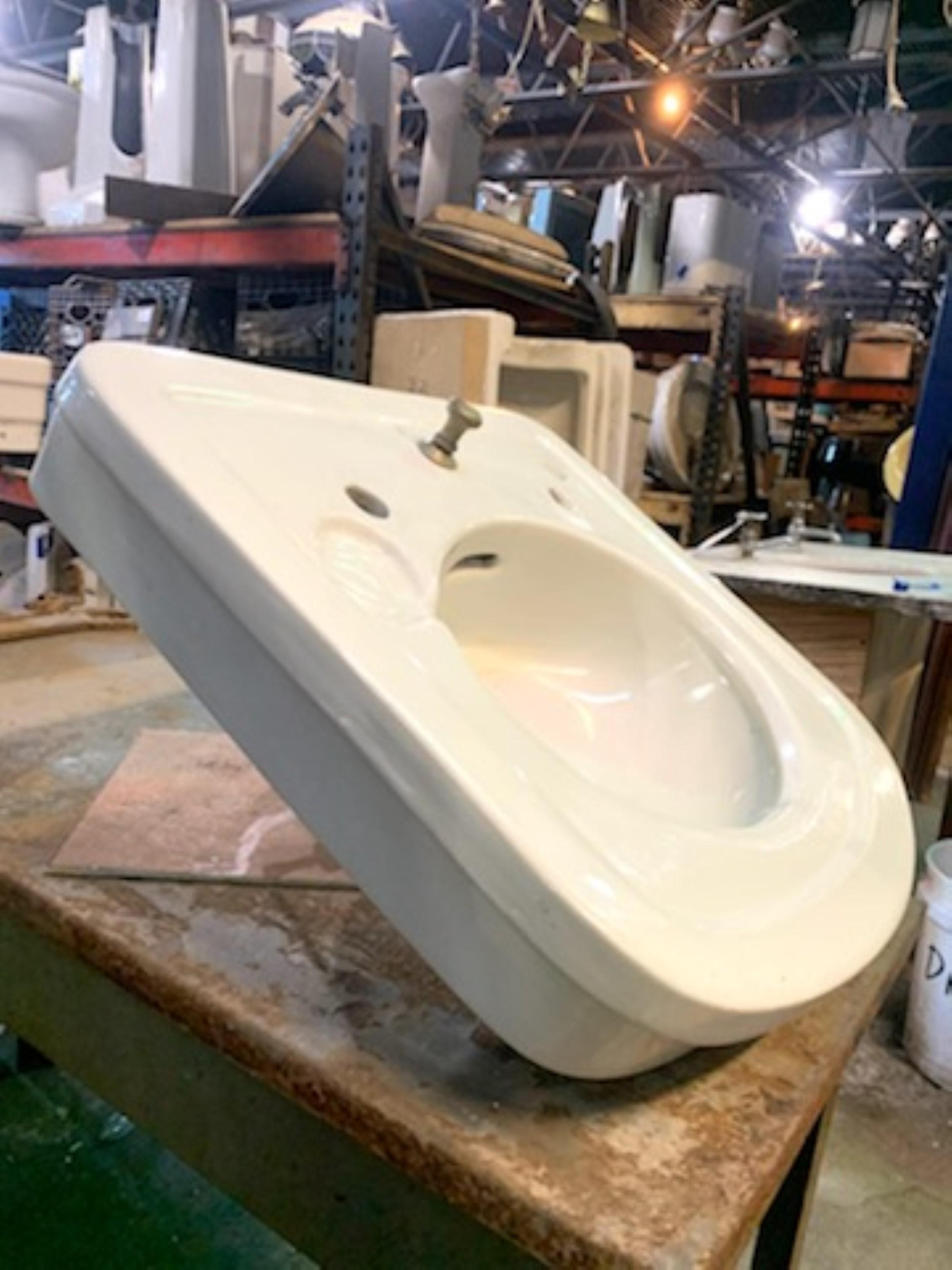 1902 Antique Bathroom Sink White Oval Bowl Wall Mount W Overflow Drain Soap Dish 8