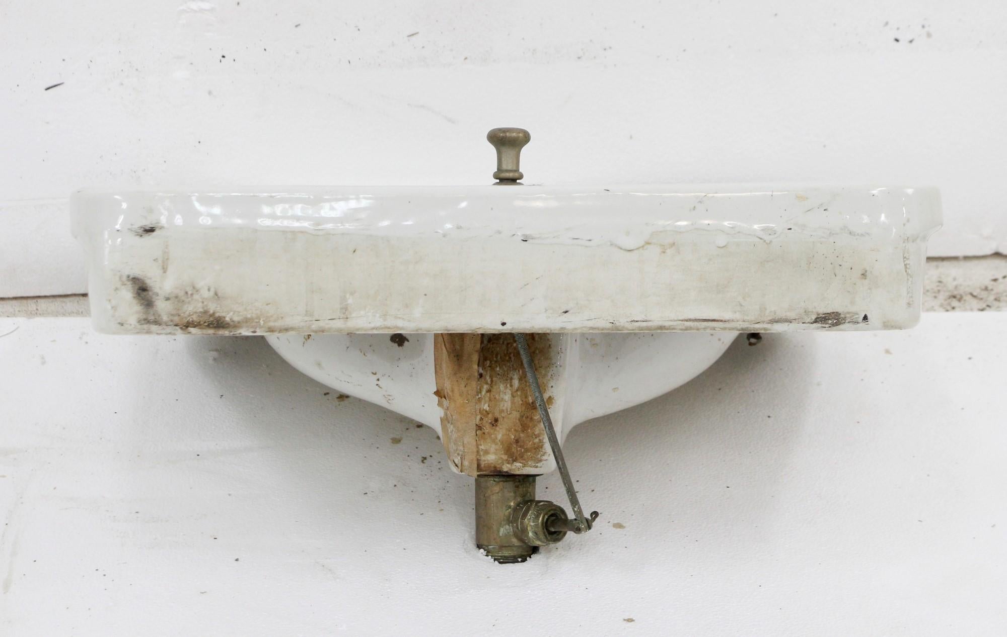 Industrial 1902 Antique Bathroom Sink White Oval Bowl Wall Mount W Overflow Drain Soap Dish